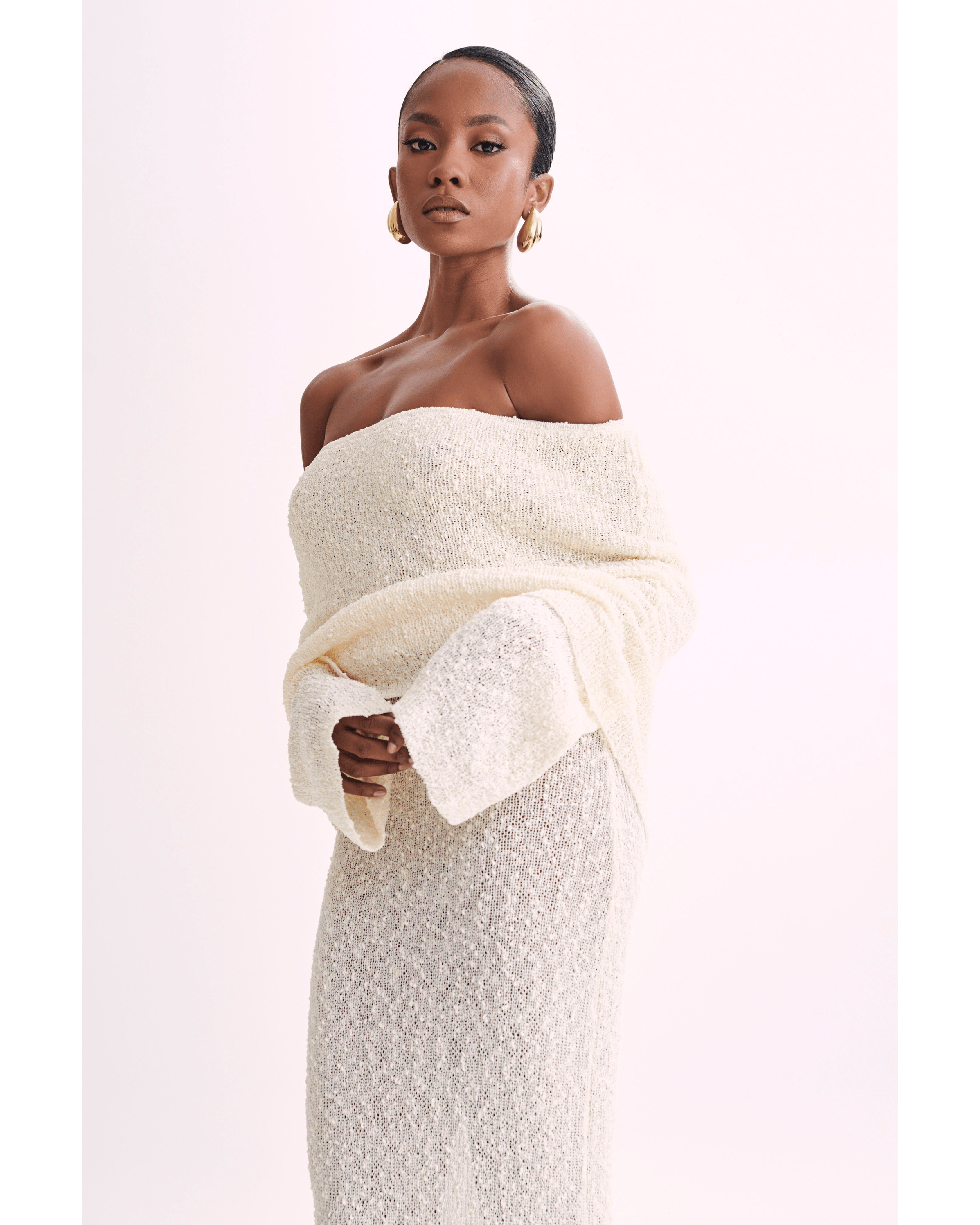 Marisol Off Shoulder Boucle Maxi Dress - Endless - UAE Rental and Resale for Women's Fashion