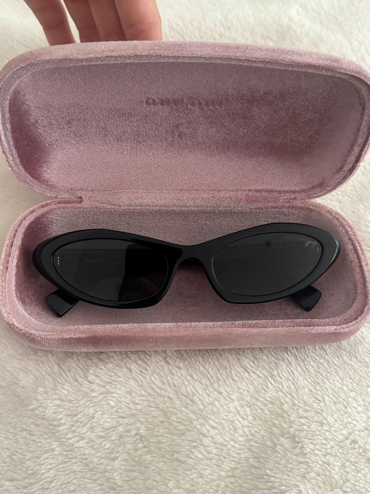 MU 09YS Solar Oval-frame Acetate Sunglasses - Endless - UAE Rental and Resale for Women's Fashion