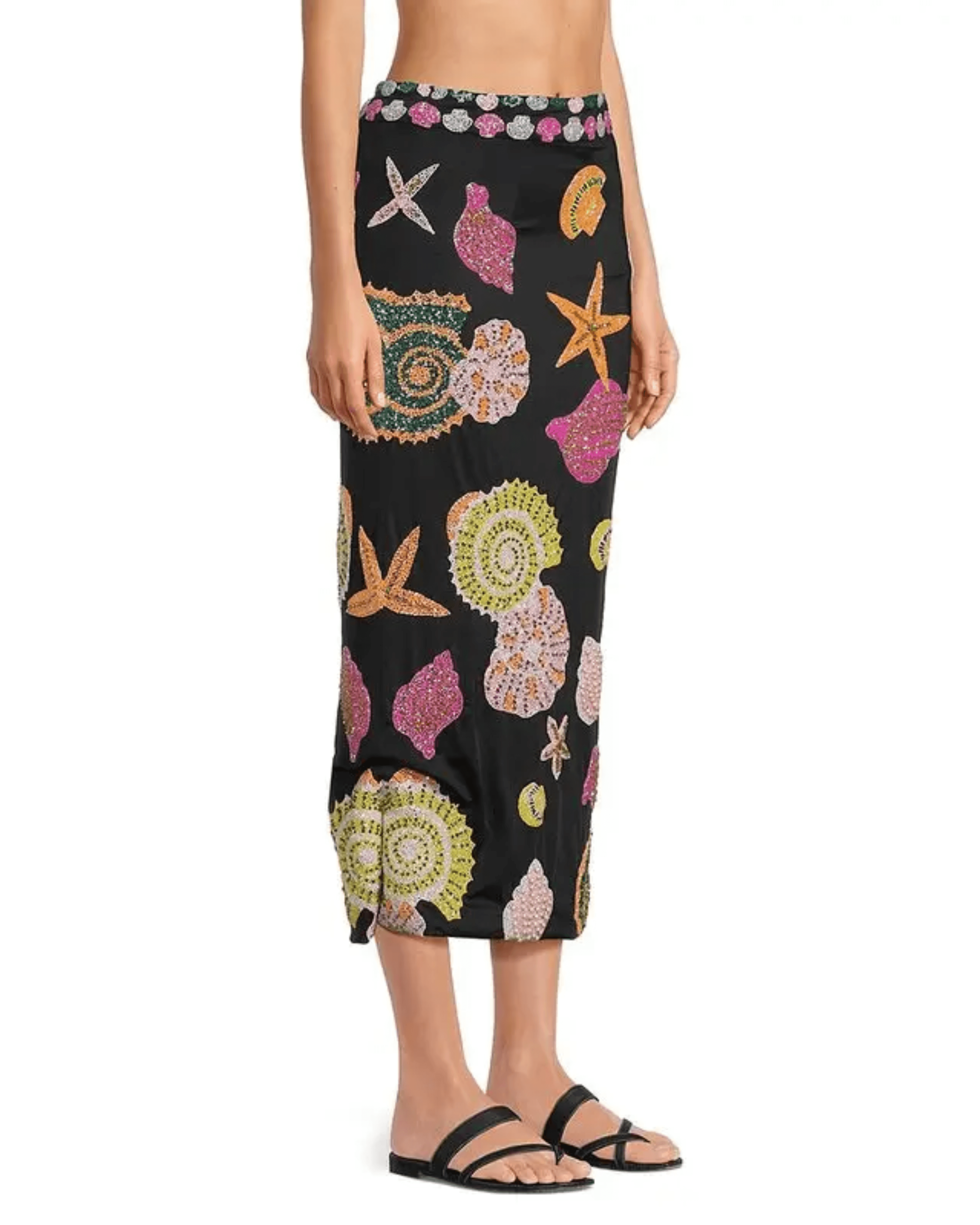 New York Hand-Embroidered Skirt - Endless - UAE Rental and Resale for Women's Fashion