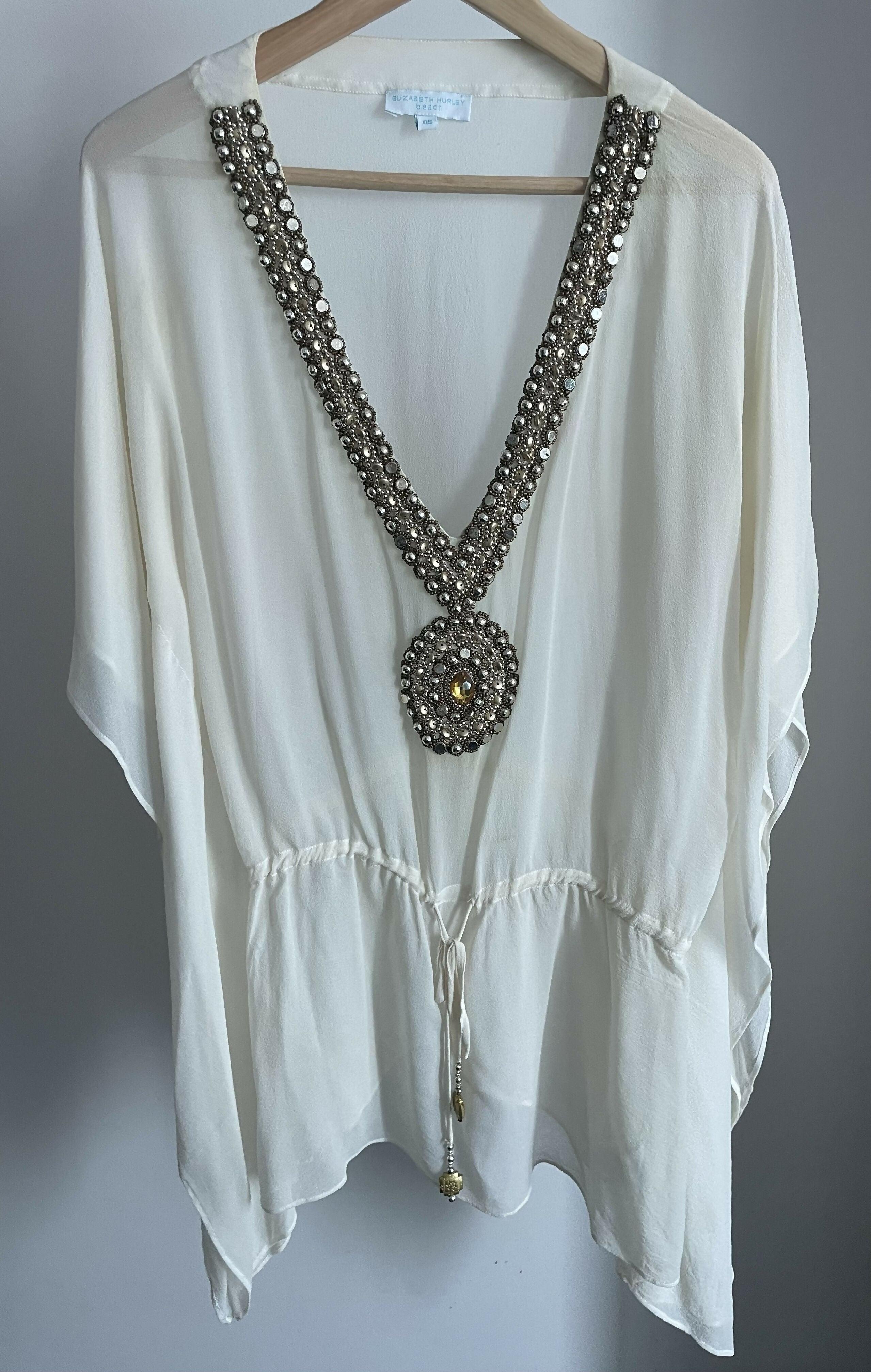 Obsidian Kaftan in Cream - Endless - UAE Rental and Resale for Women's Fashion