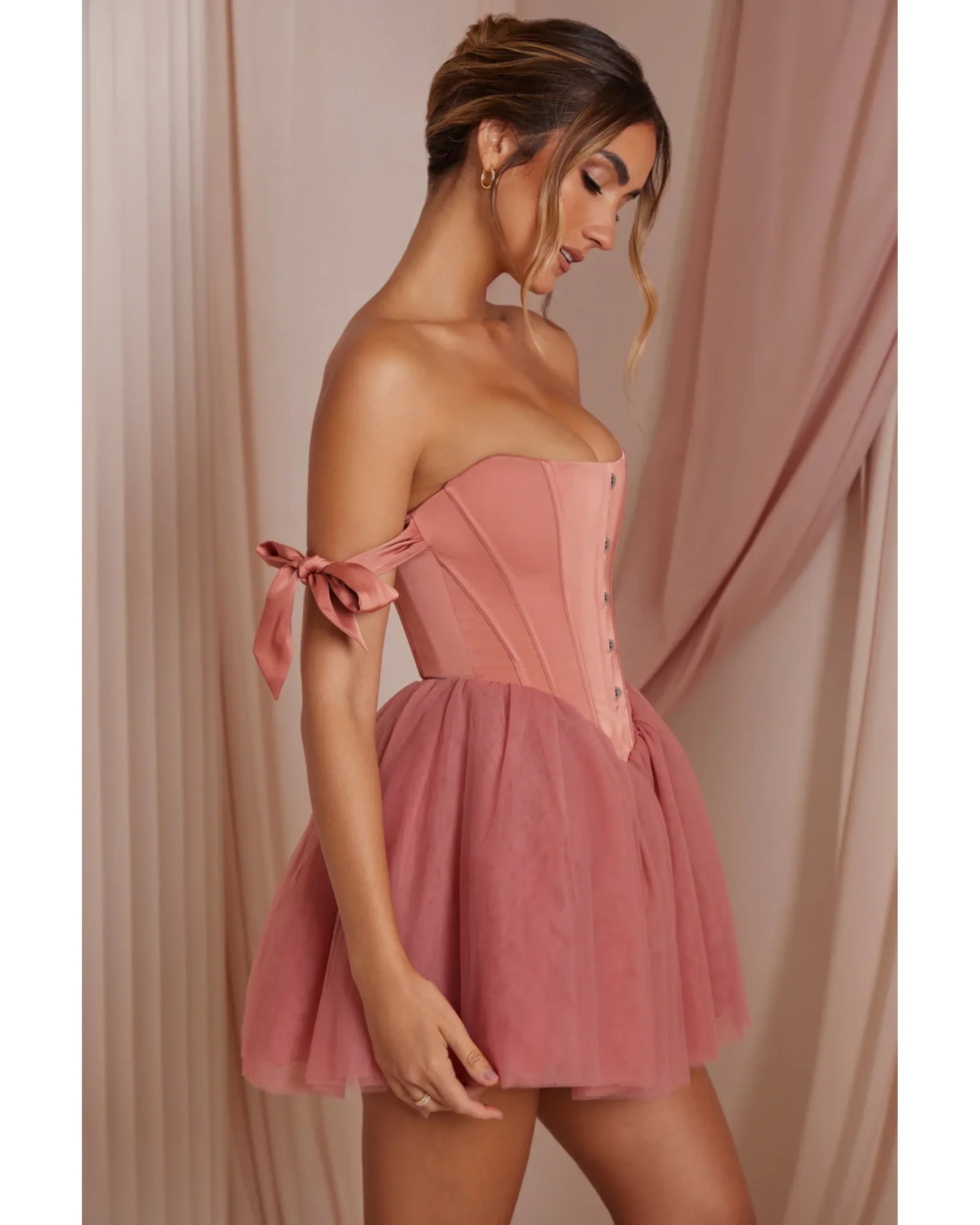 Off Shoulder Tulle Skirt Mini Dress - Endless - UAE Rental and Resale for Women's Fashion