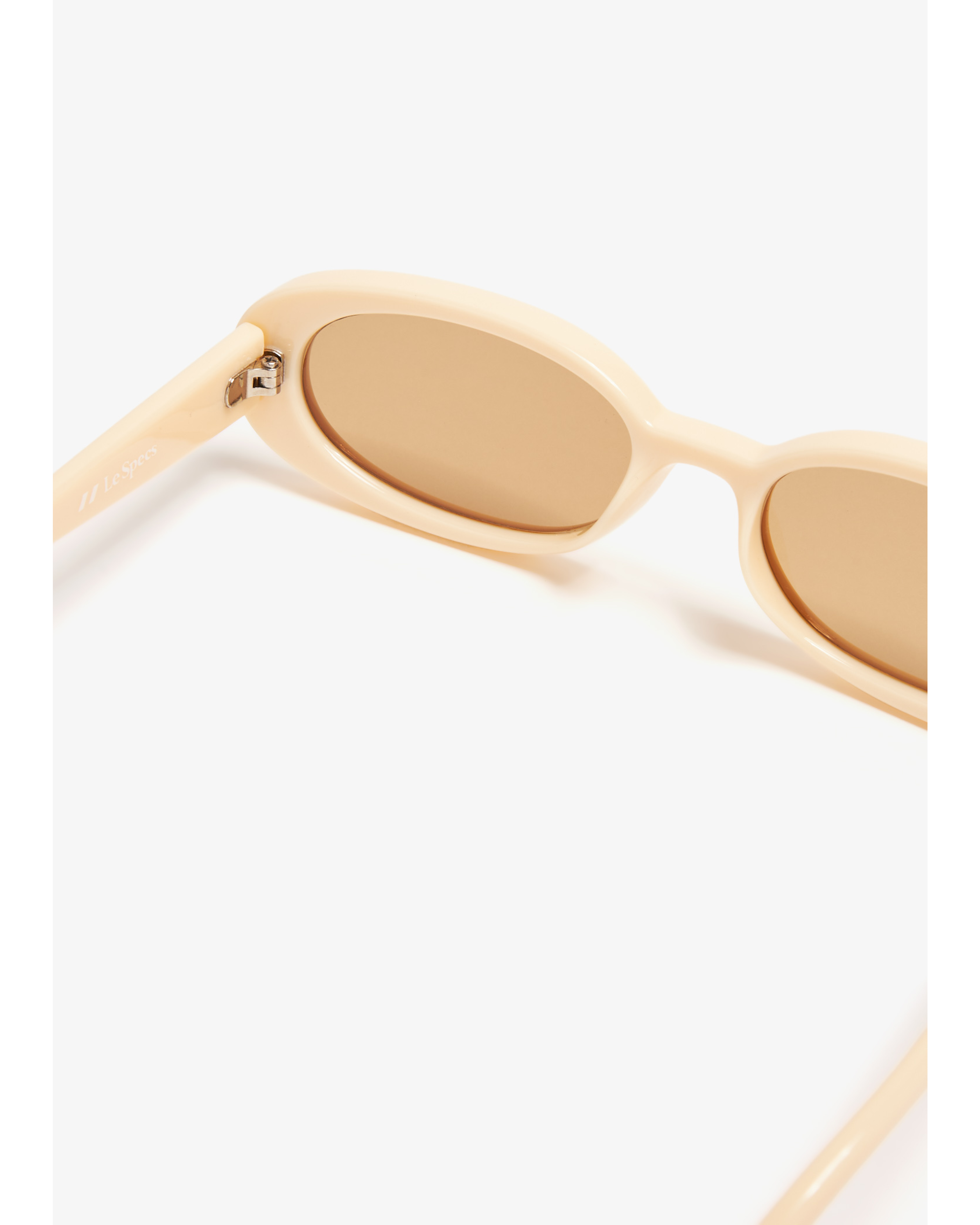Outta Love Sunglasses - Endless - UAE Rental and Resale for Women's Fashion