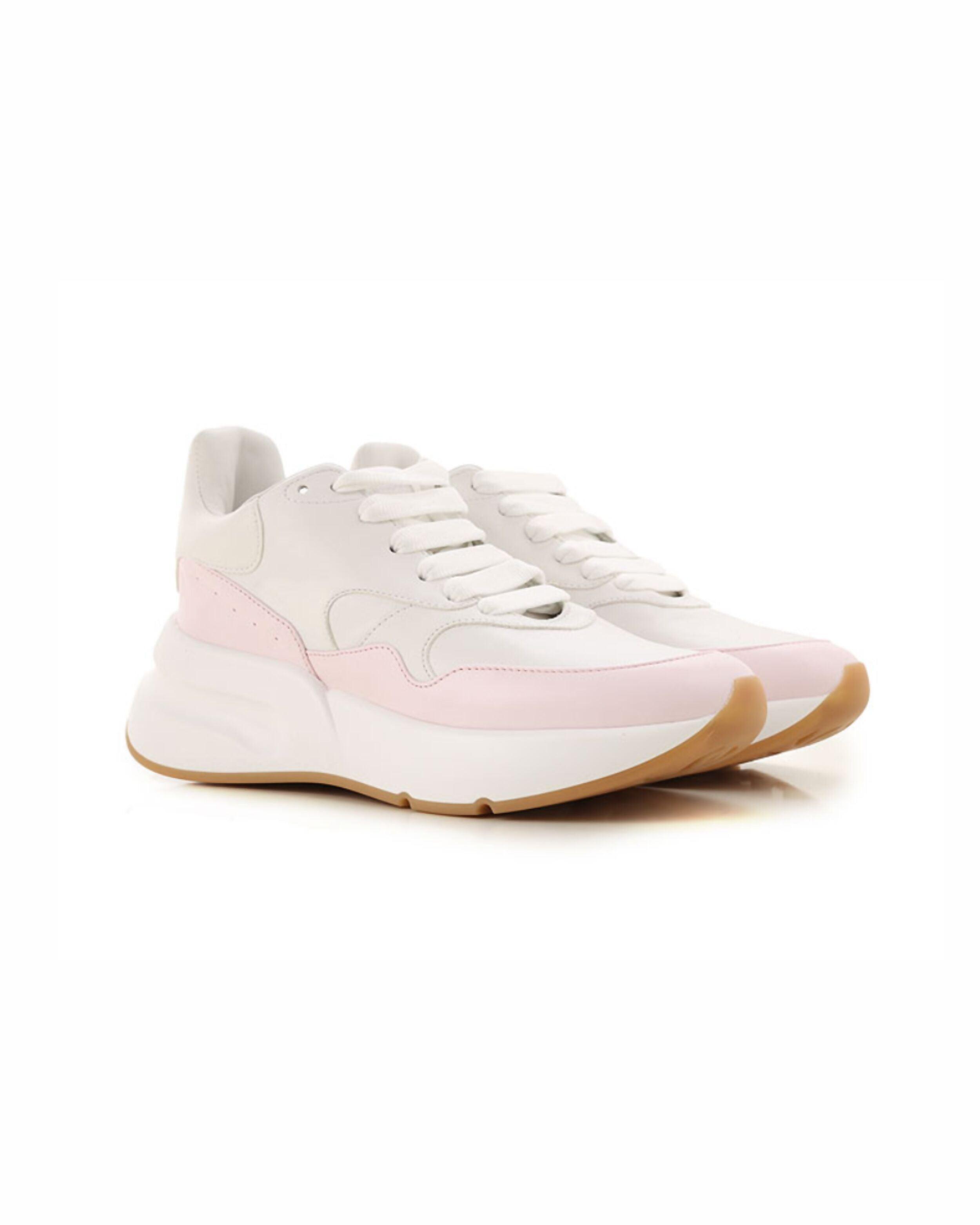 Oversized Runner Sneakers - Endless - UAE Rental and Resale for Women's Fashion