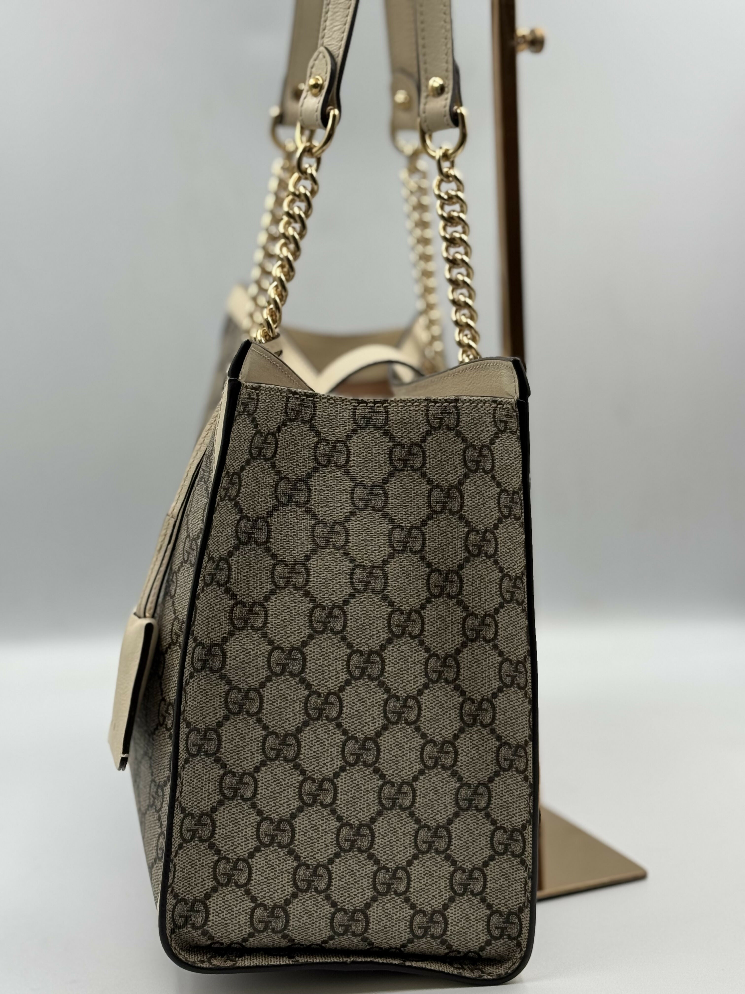 Padlock Medium Shoulder Bag - Endless - UAE Rental and Resale for Women's Fashion