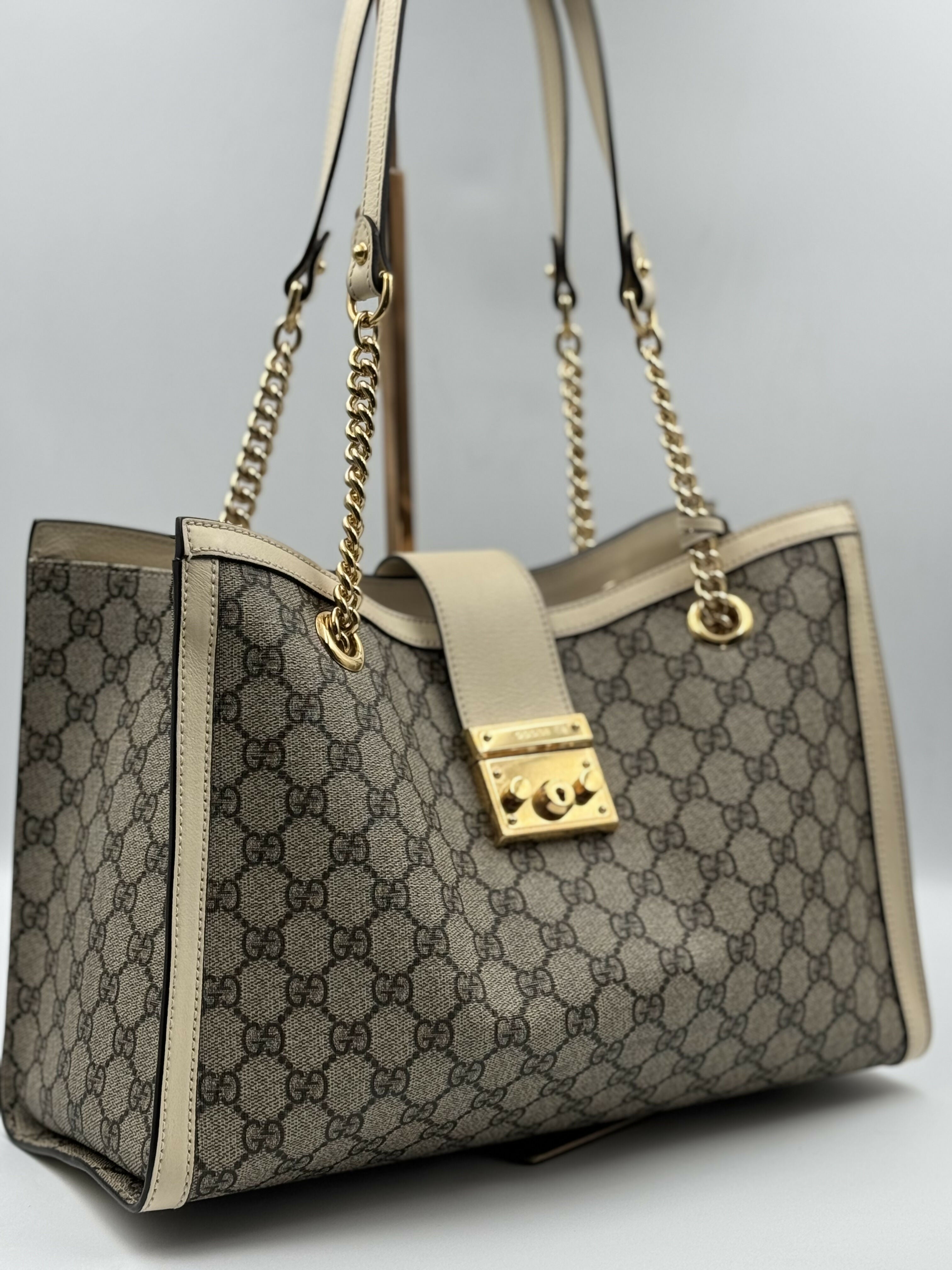 Padlock Medium Shoulder Bag - Endless - UAE Rental and Resale for Women's Fashion
