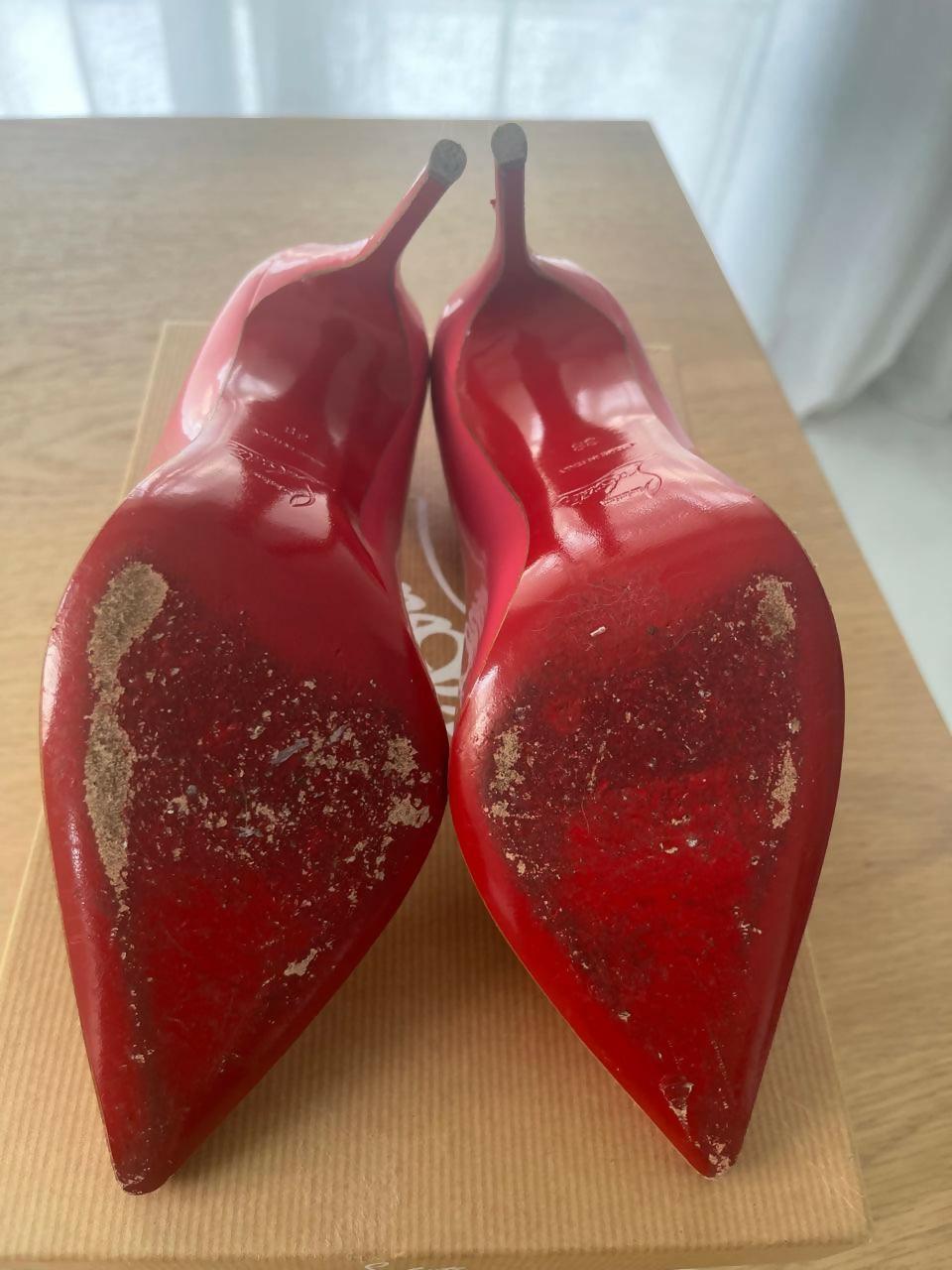 Patent Pigalle Follies 100 Pumps - Endless - UAE Rental and Resale for Women's Fashion