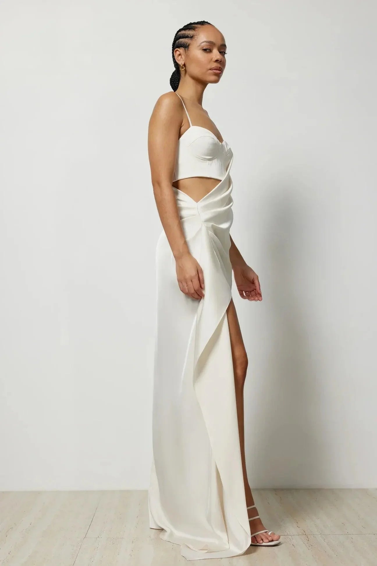 Pearl Dress - Endless - UAE Rental and Resale for Women's Fashion