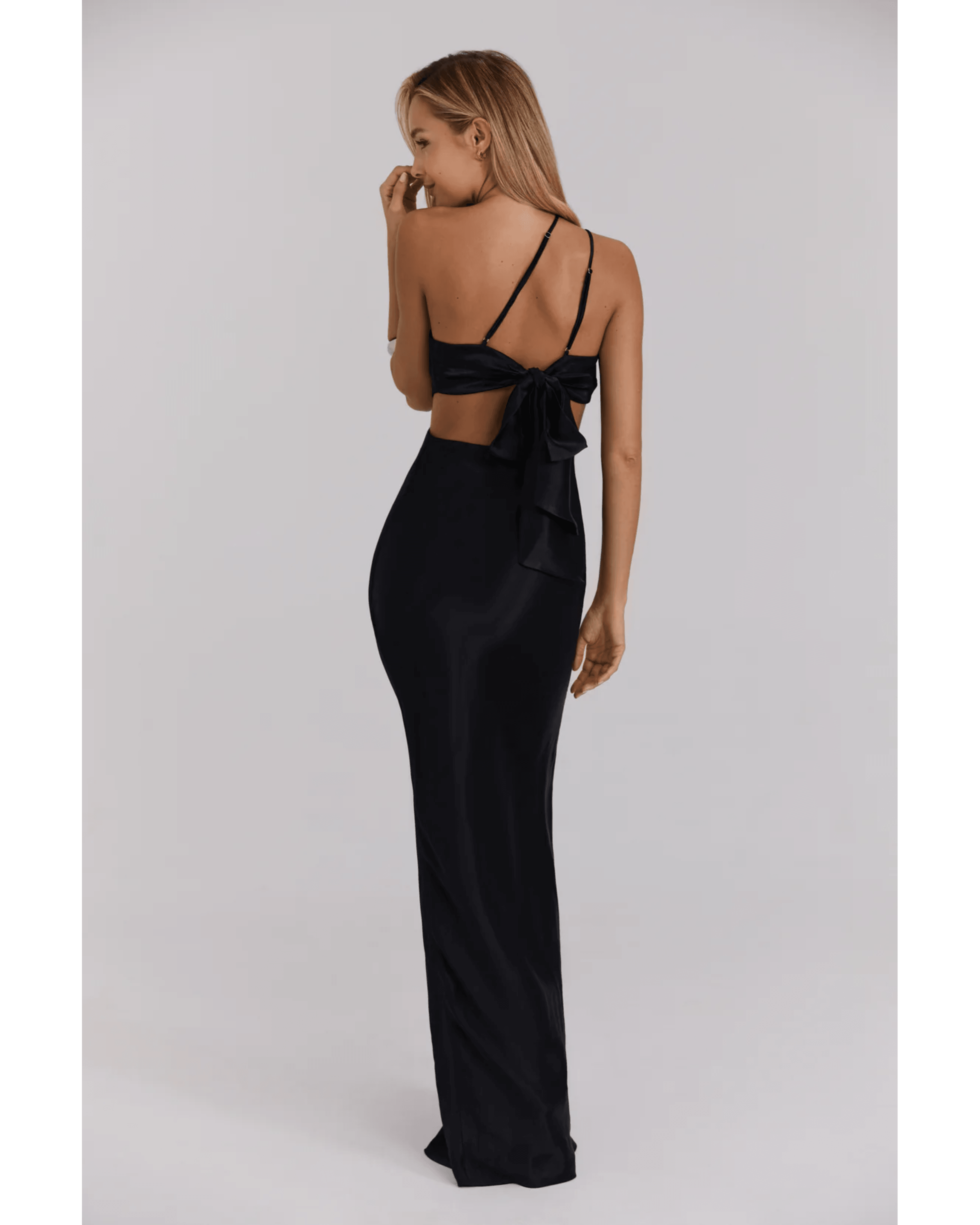 Penelope Gown - Endless - UAE Rental and Resale for Women's Fashion