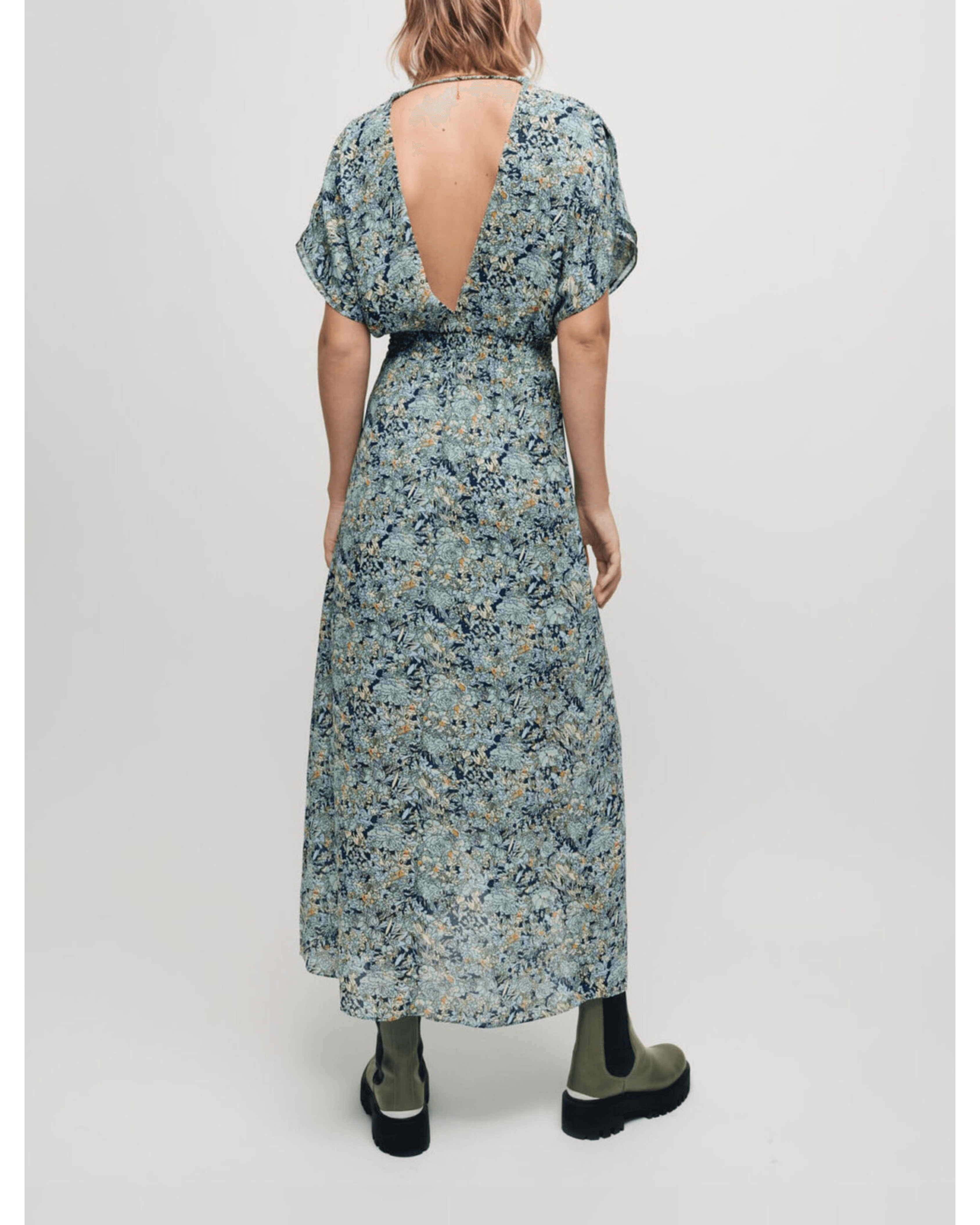 Printed Chiffon Scarf Midi Dress - Endless - UAE Rental and Resale for Women's Fashion
