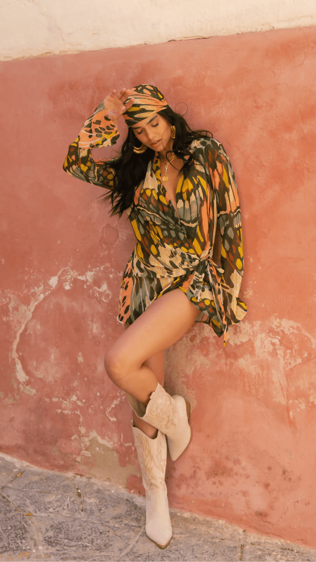 Rio Blazer Dress - Endless - UAE Rental and Resale for Women's Fashion