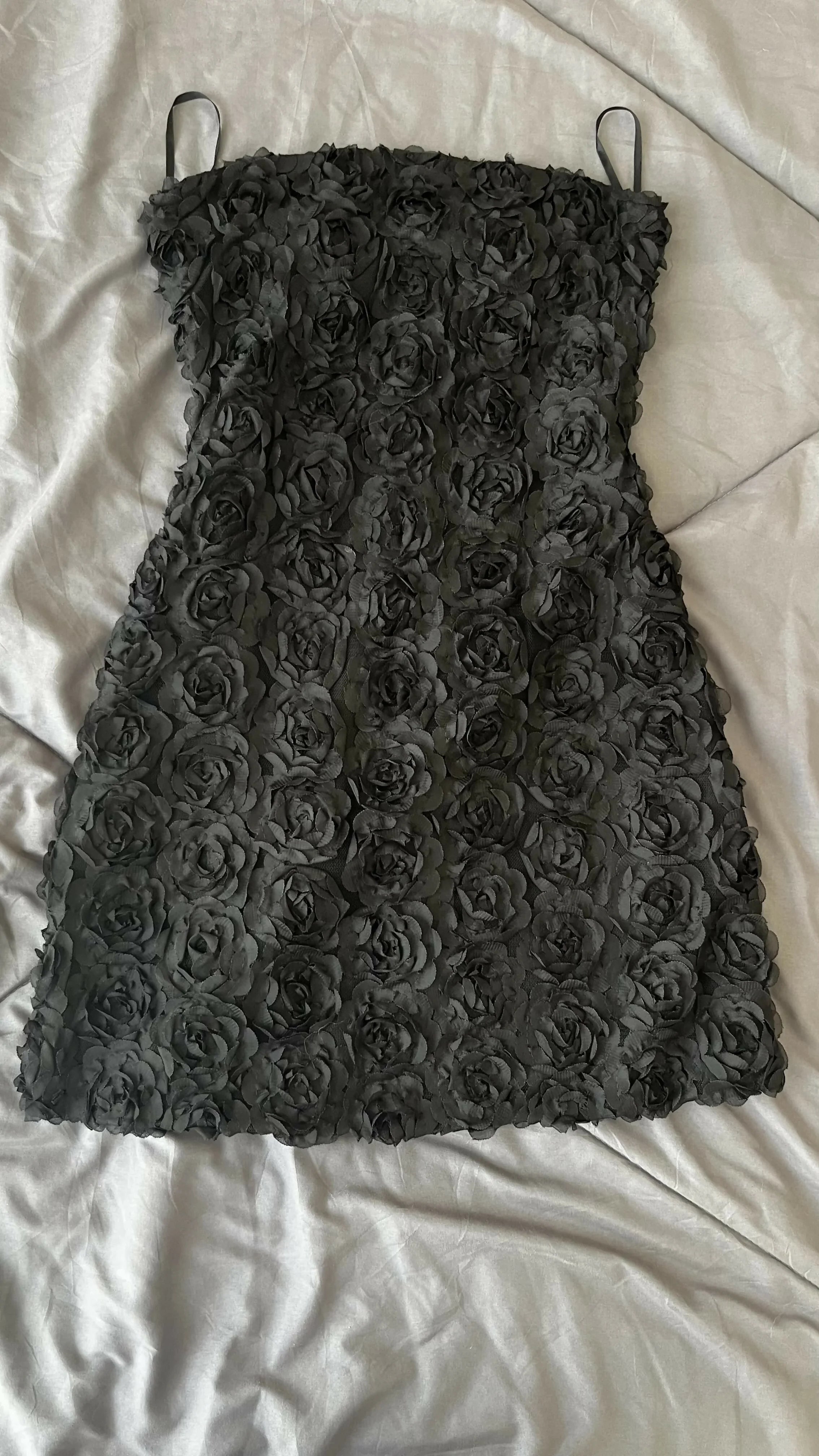 Rosaline Mini Dress - Endless - UAE Rental and Resale for Women's Fashion