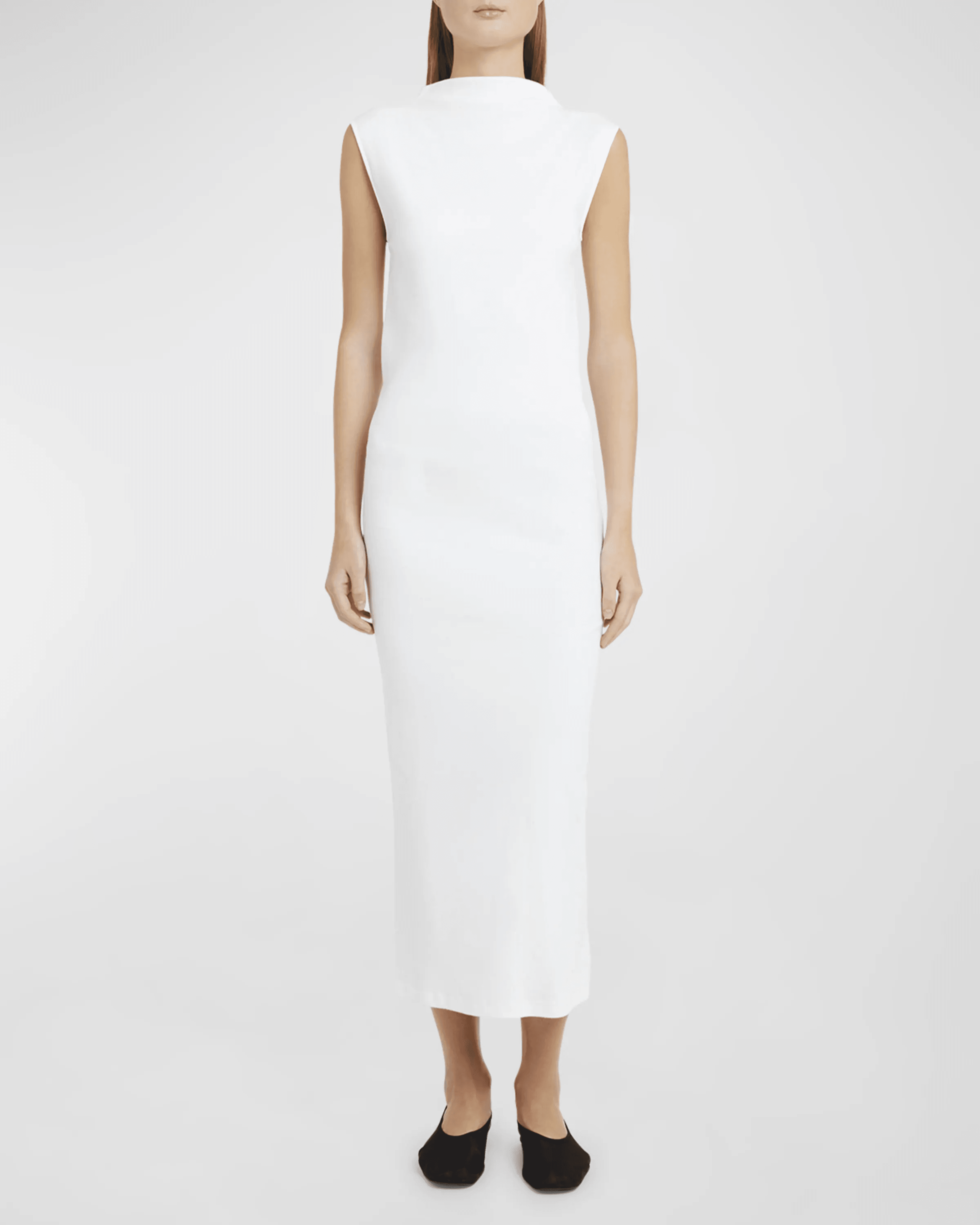 Rose Maxi Dress - Endless - UAE Rental and Resale for Women's Fashion