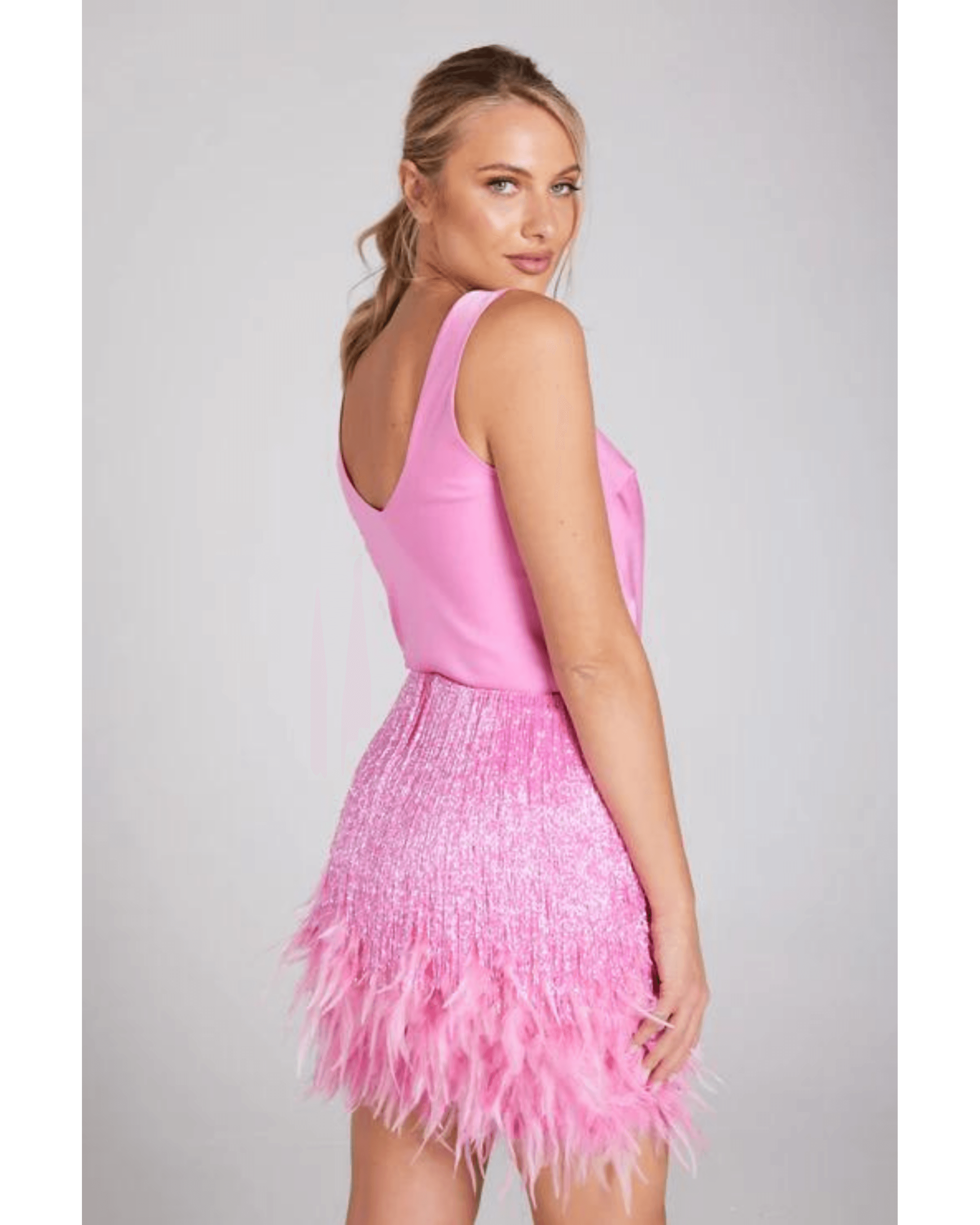 Sara Pink Skirt - Endless - UAE Rental and Resale for Women's Fashion