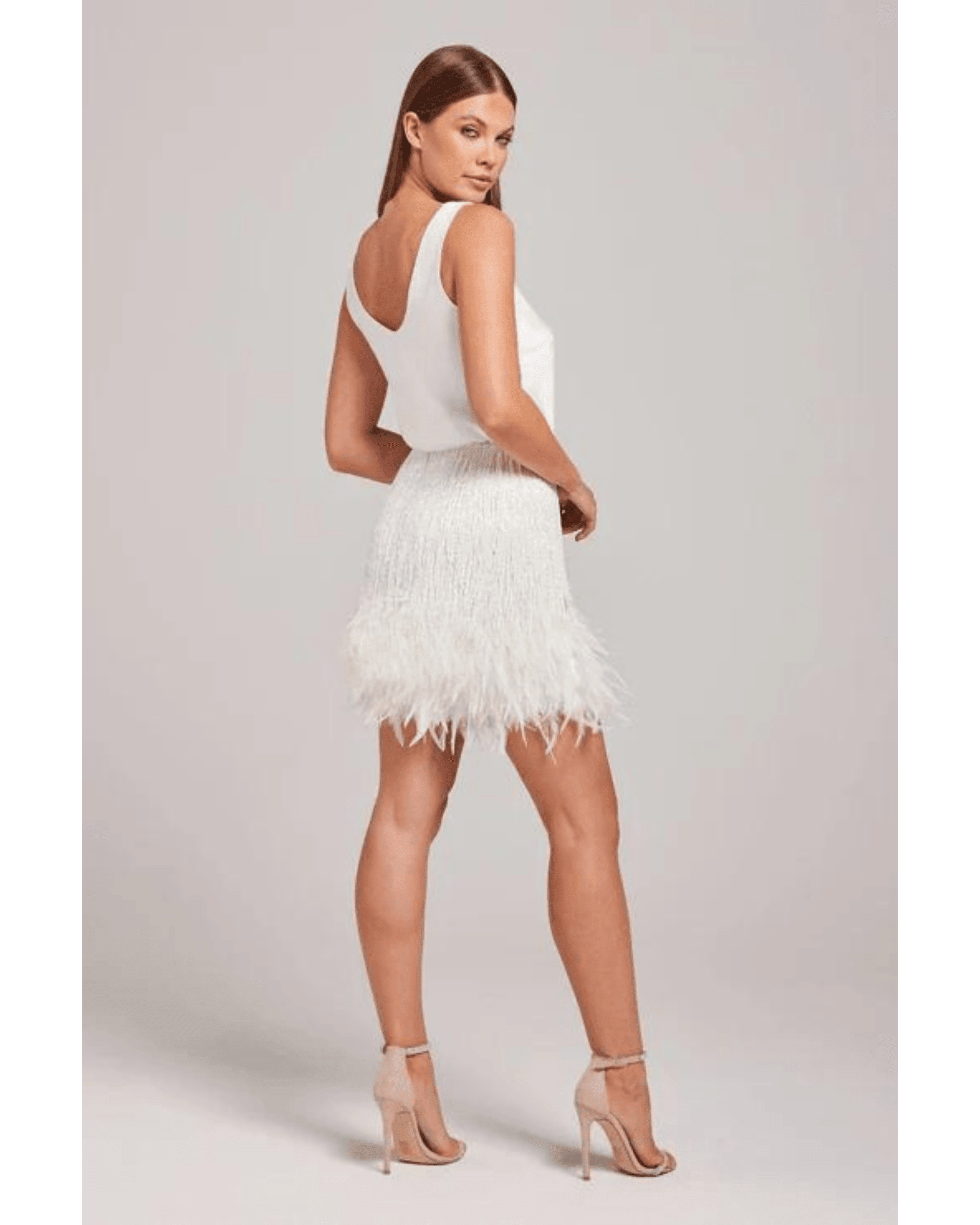 Sara White Skirt - Endless - UAE Rental and Resale for Women's Fashion