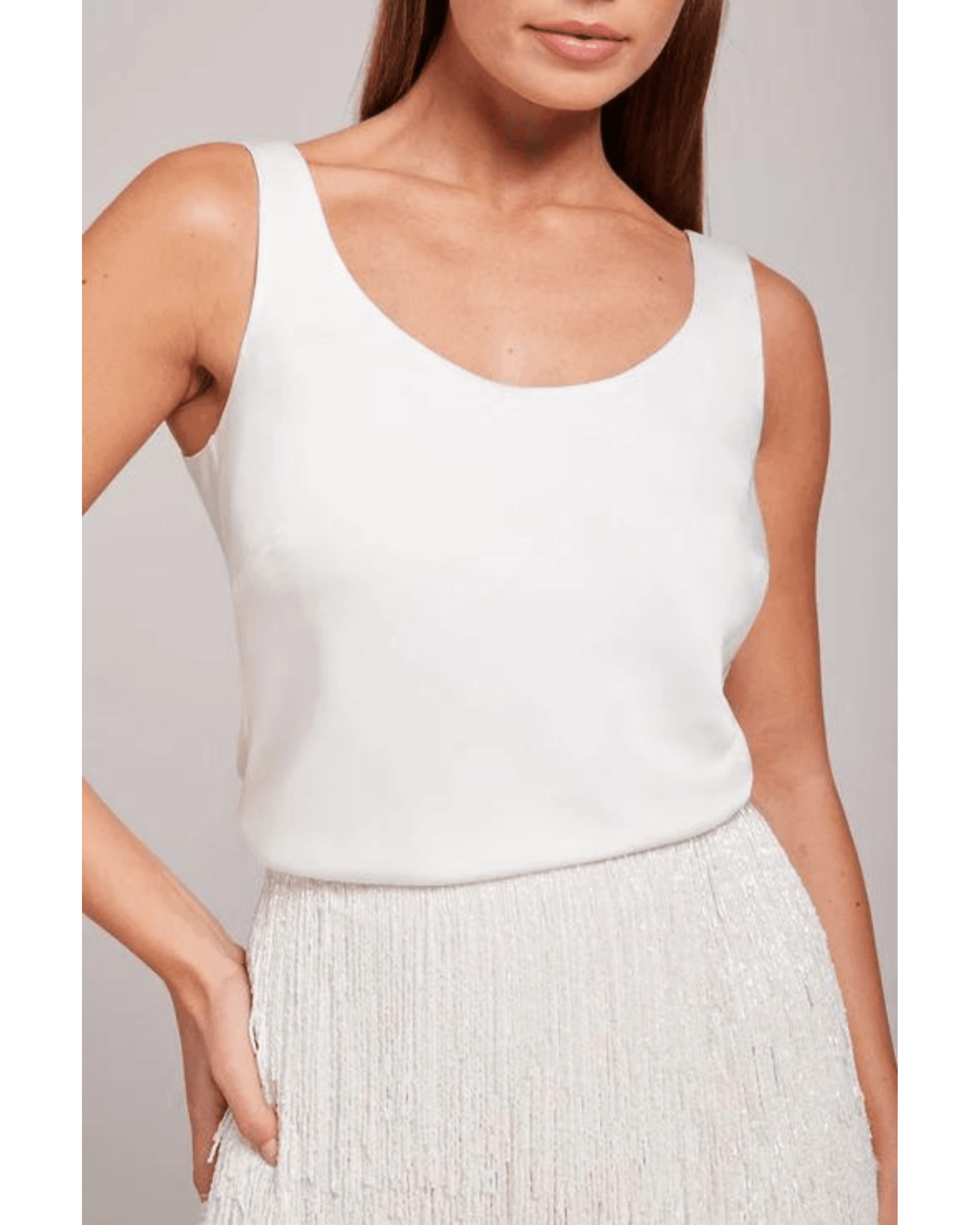 Sara White Skirt - Endless - UAE Rental and Resale for Women's Fashion
