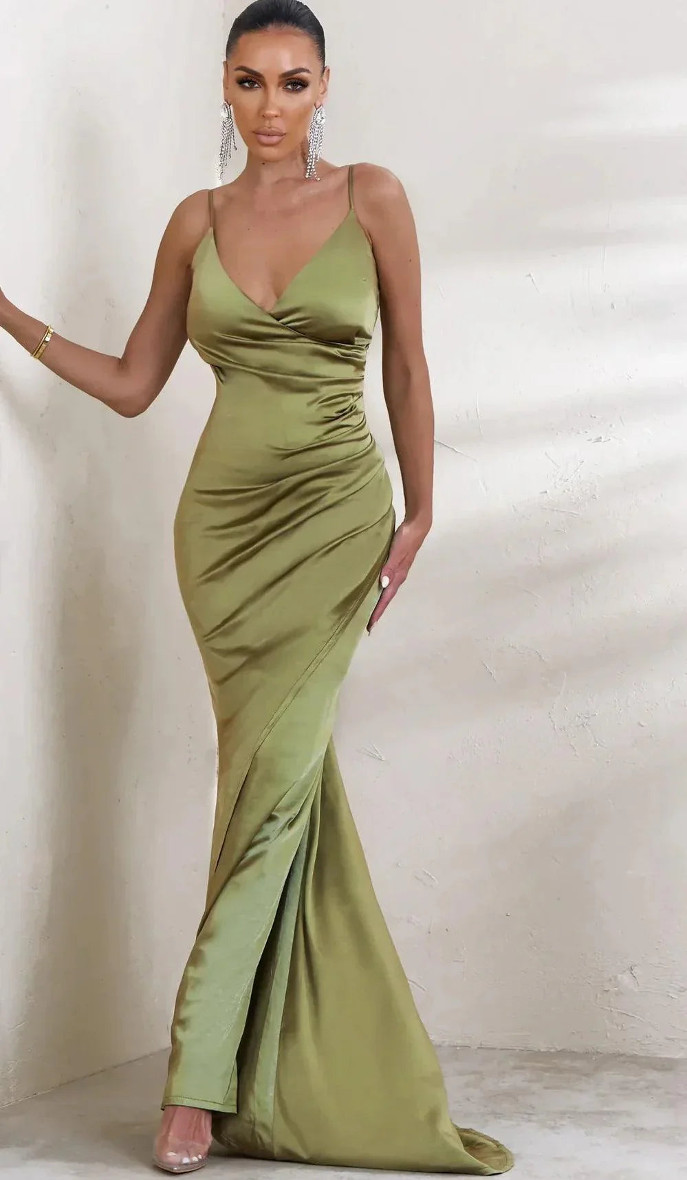 Serene Dress - Endless - UAE Rental and Resale for Women's Fashion