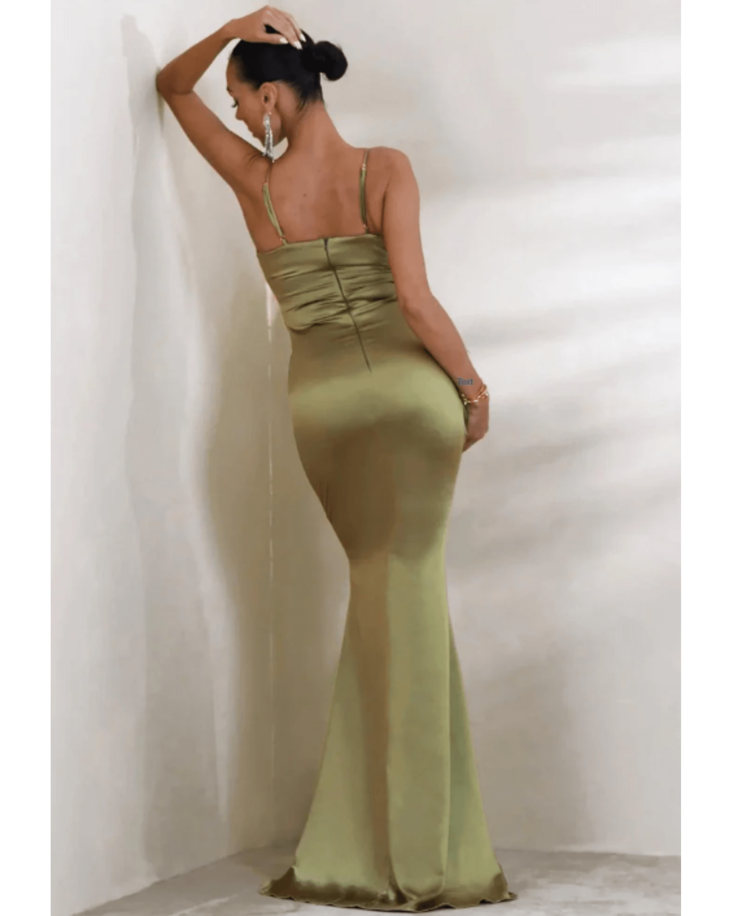Serene Dress - Endless - UAE Rental and Resale for Women's Fashion