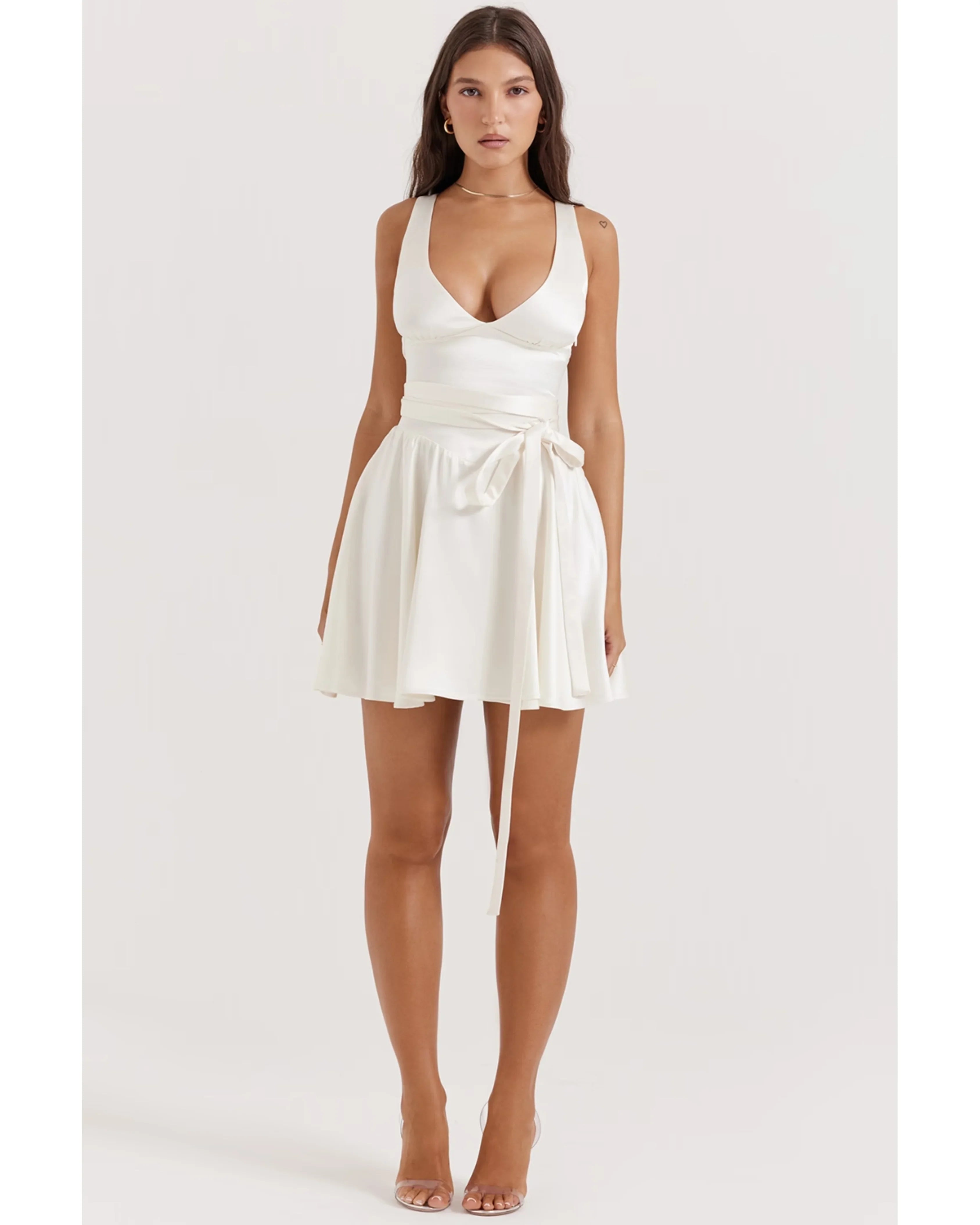 Shiema Floaty Mini Dress - Endless - UAE Rental and Resale for Women's Fashion