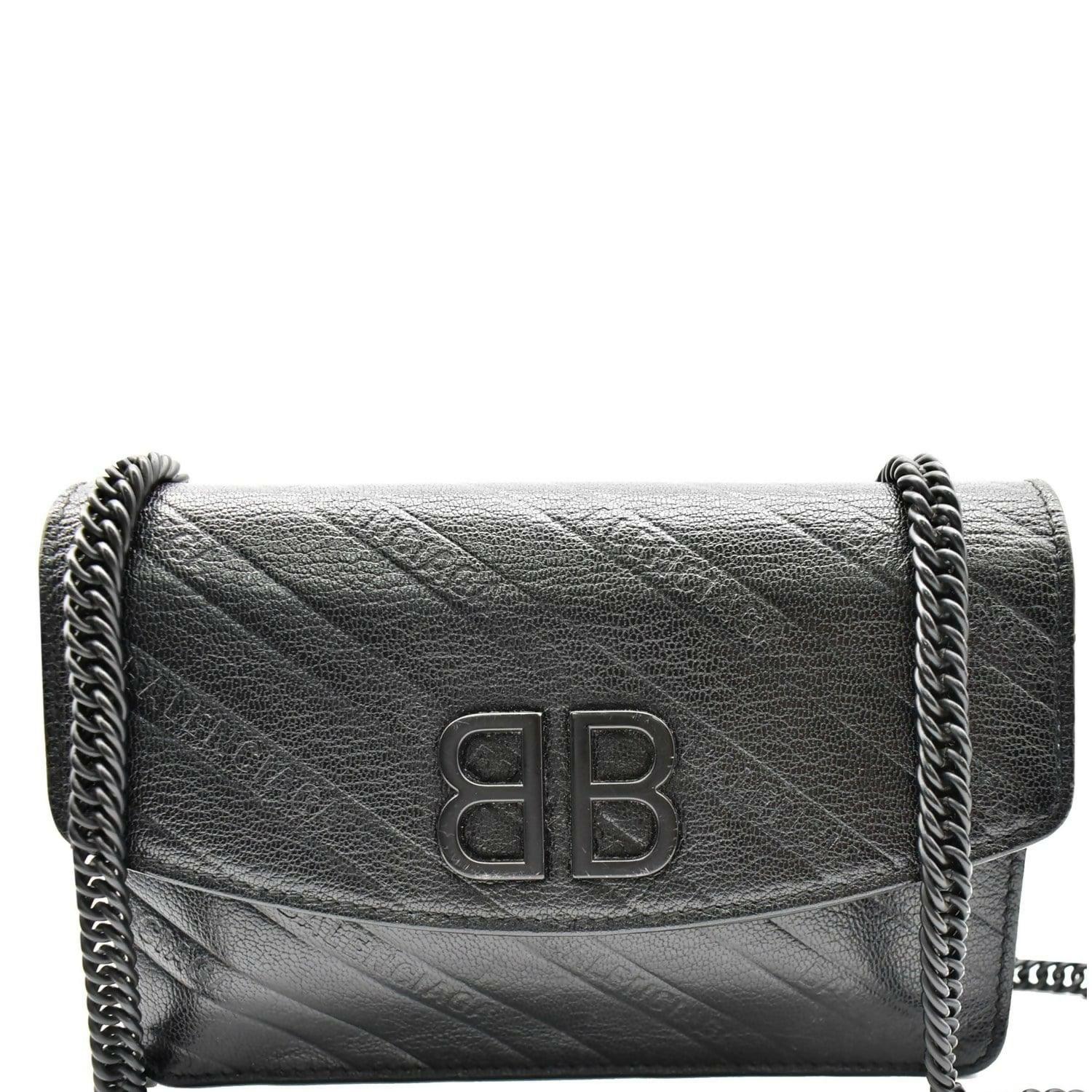 Shiny Goatskin Logo Embossed Monochrome BB Chain Wallet Black - Endless - UAE Rental and Resale for Women's Fashion
