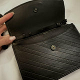 Shiny Goatskin Logo Embossed Monochrome BB Chain Wallet Black - Endless - UAE Rental and Resale for Women's Fashion