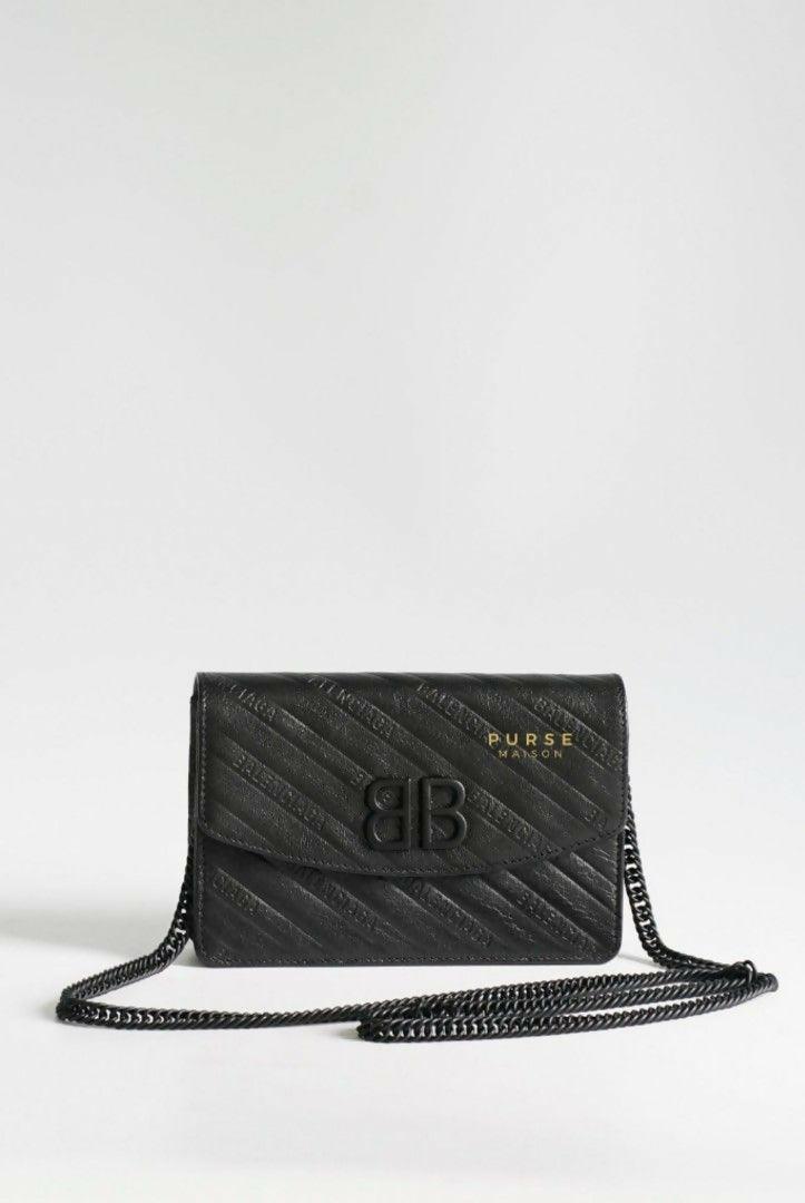 Shiny Goatskin Logo Embossed Monochrome BB Chain Wallet Black - Endless - UAE Rental and Resale for Women's Fashion