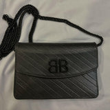 Shiny Goatskin Logo Embossed Monochrome BB Chain Wallet Black - Endless - UAE Rental and Resale for Women's Fashion