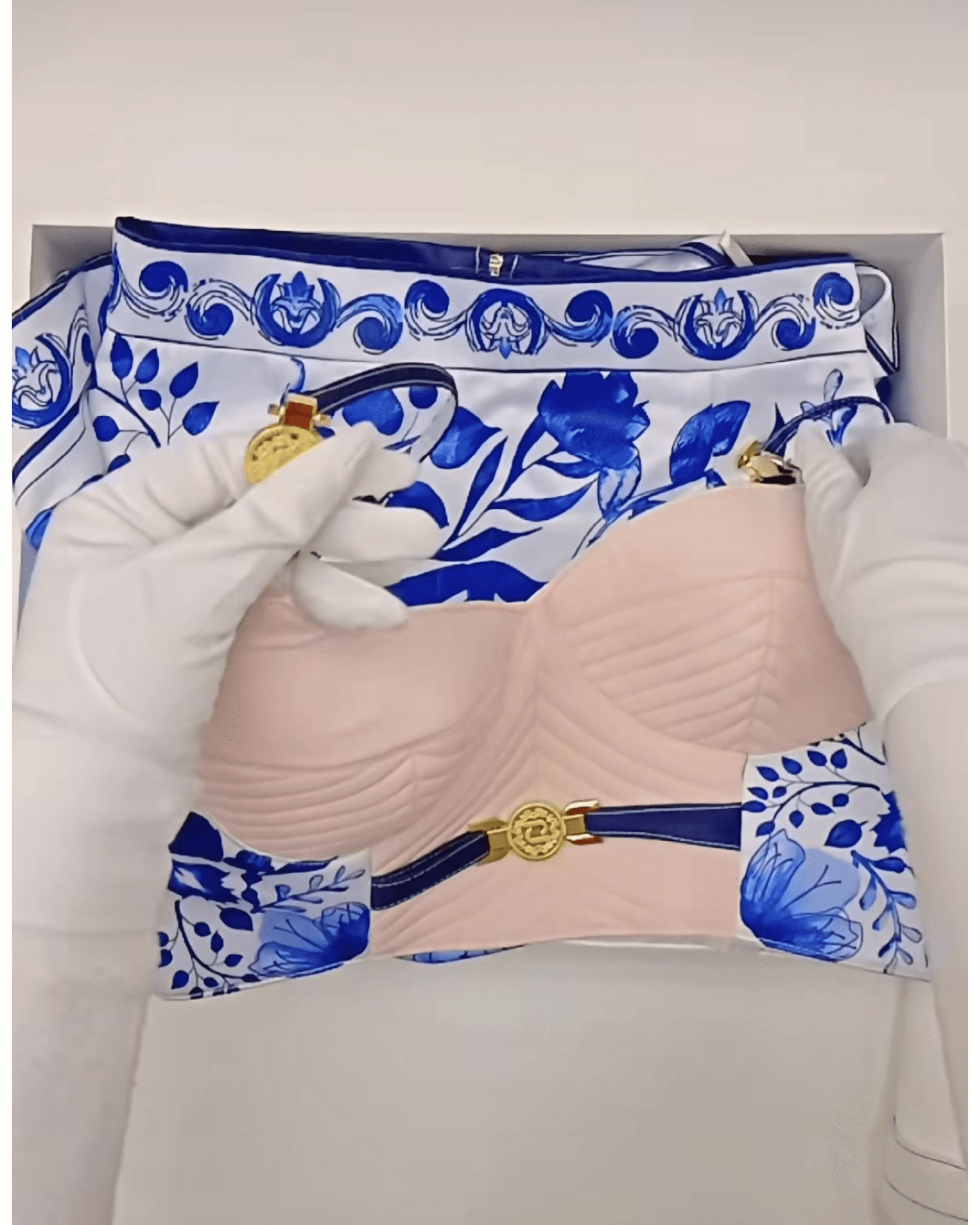 Silk Suit Gzhel Print - Endless - UAE Rental and Resale for Women's Fashion
