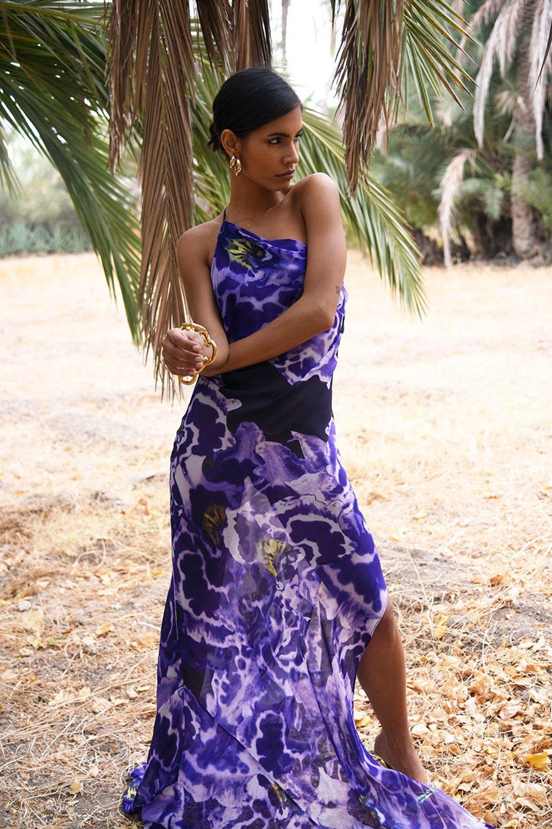 Simonetta Dress - Endless - UAE Rental and Resale for Women's Fashion