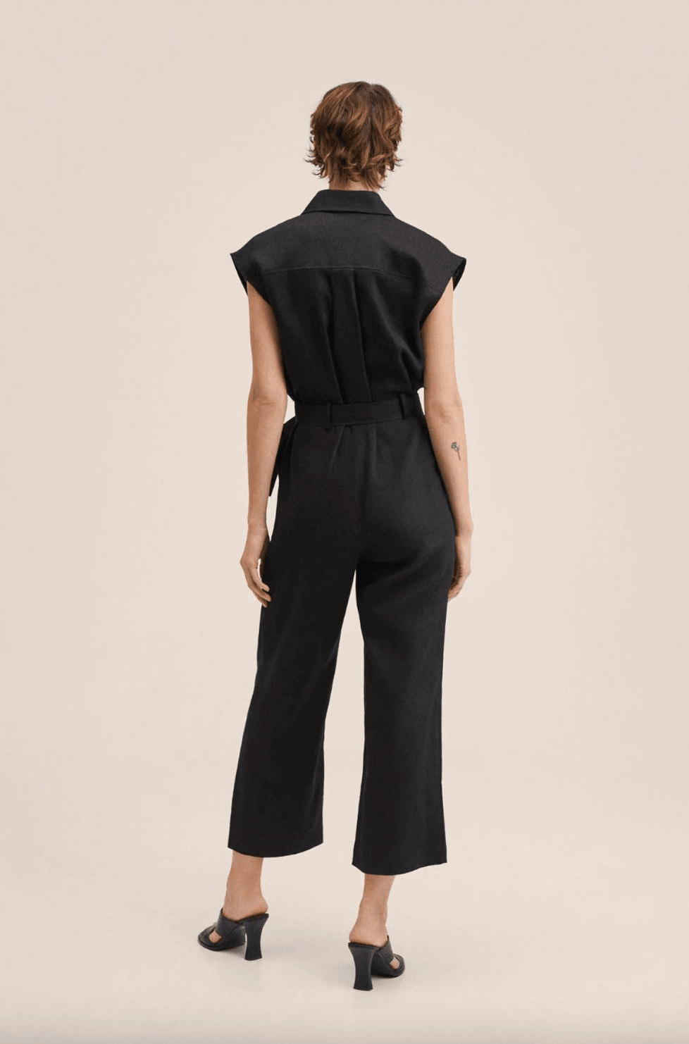 Sleeveless Utility Jumpsuit - Endless - UAE Rental and Resale for Women's Fashion