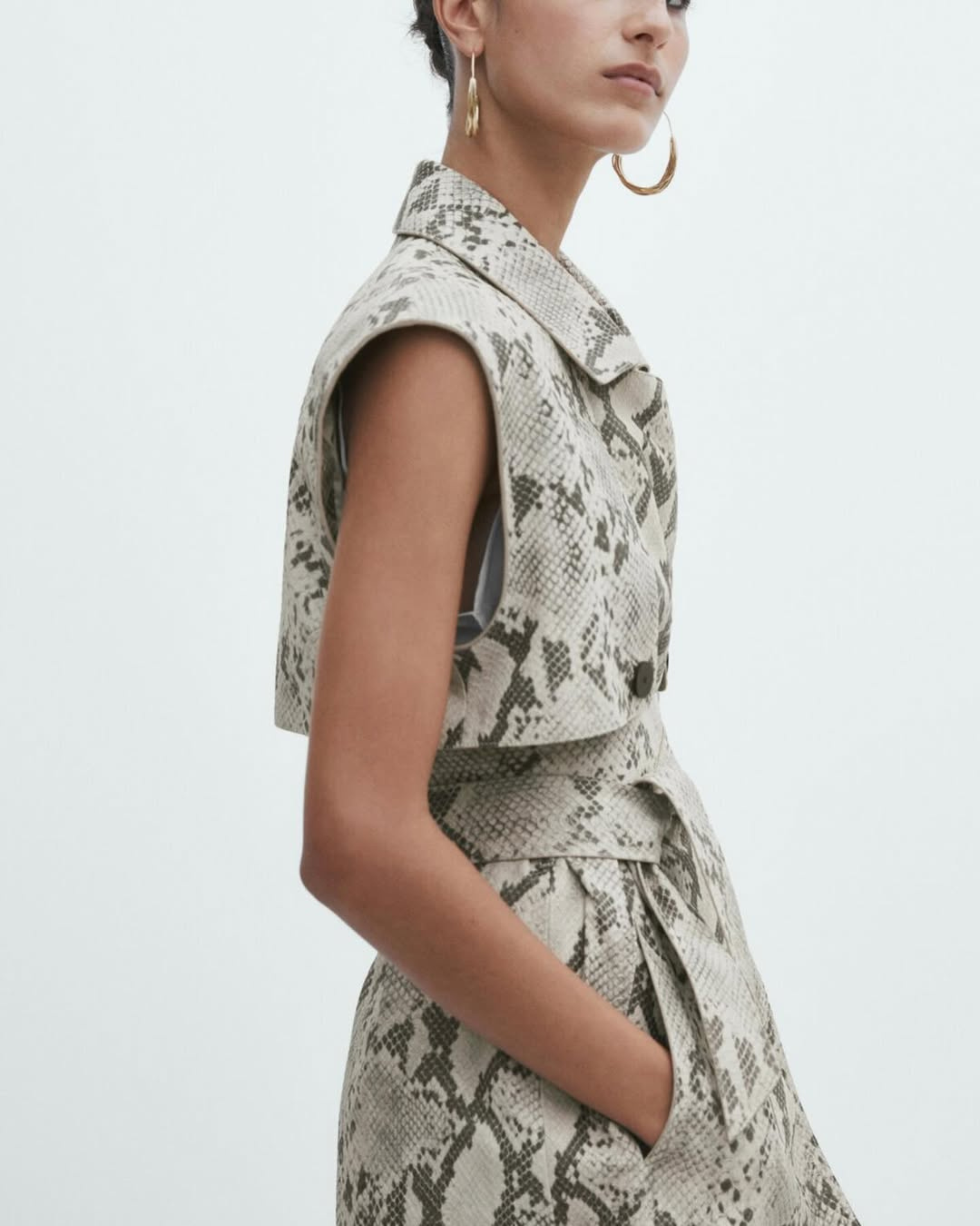 Snakeskin Print Leather Waistcoat - Endless - UAE Rental and Resale for Women's Fashion