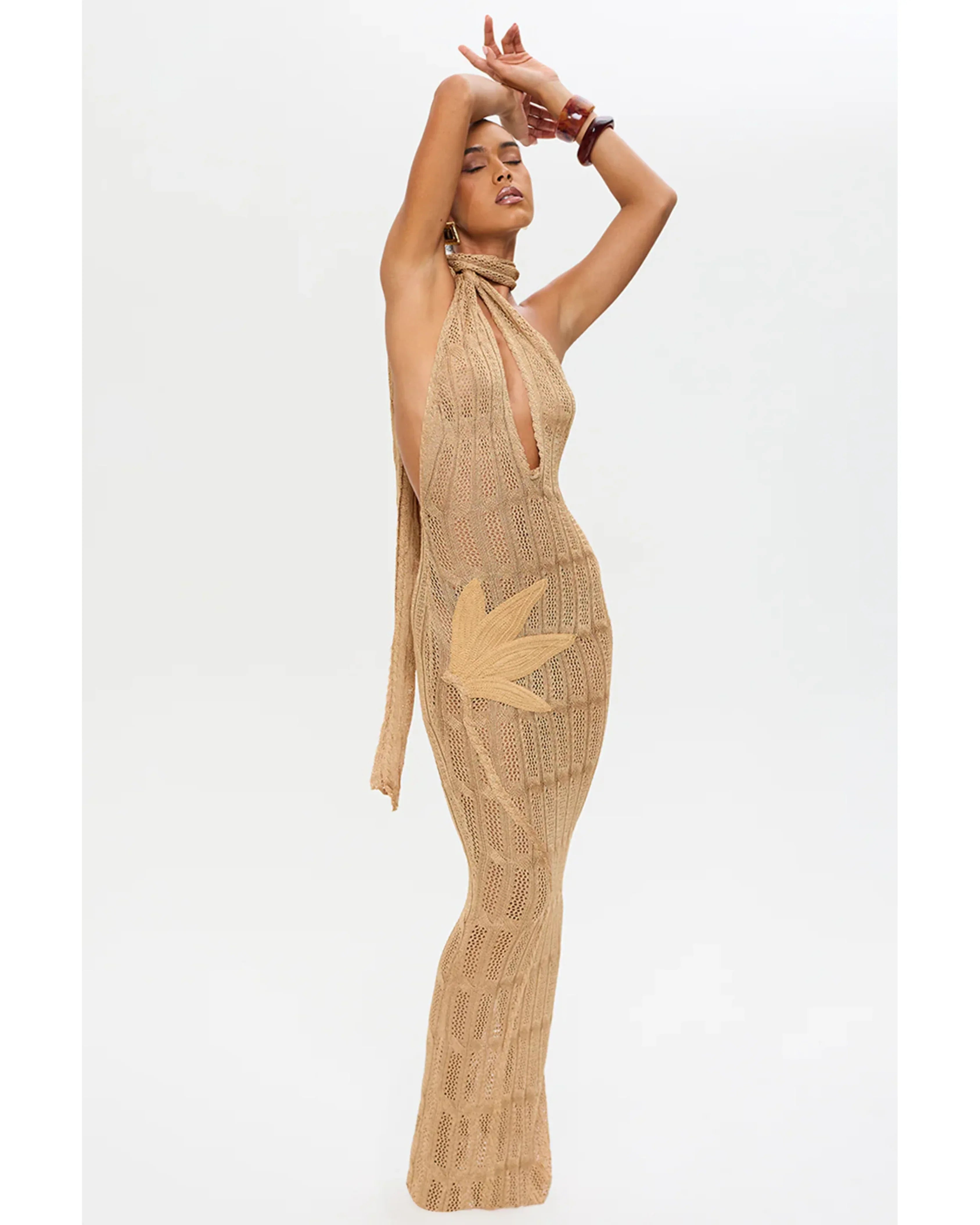 Soleil Halter Knitted Maxi Dress - Endless - UAE Rental and Resale for Women's Fashion