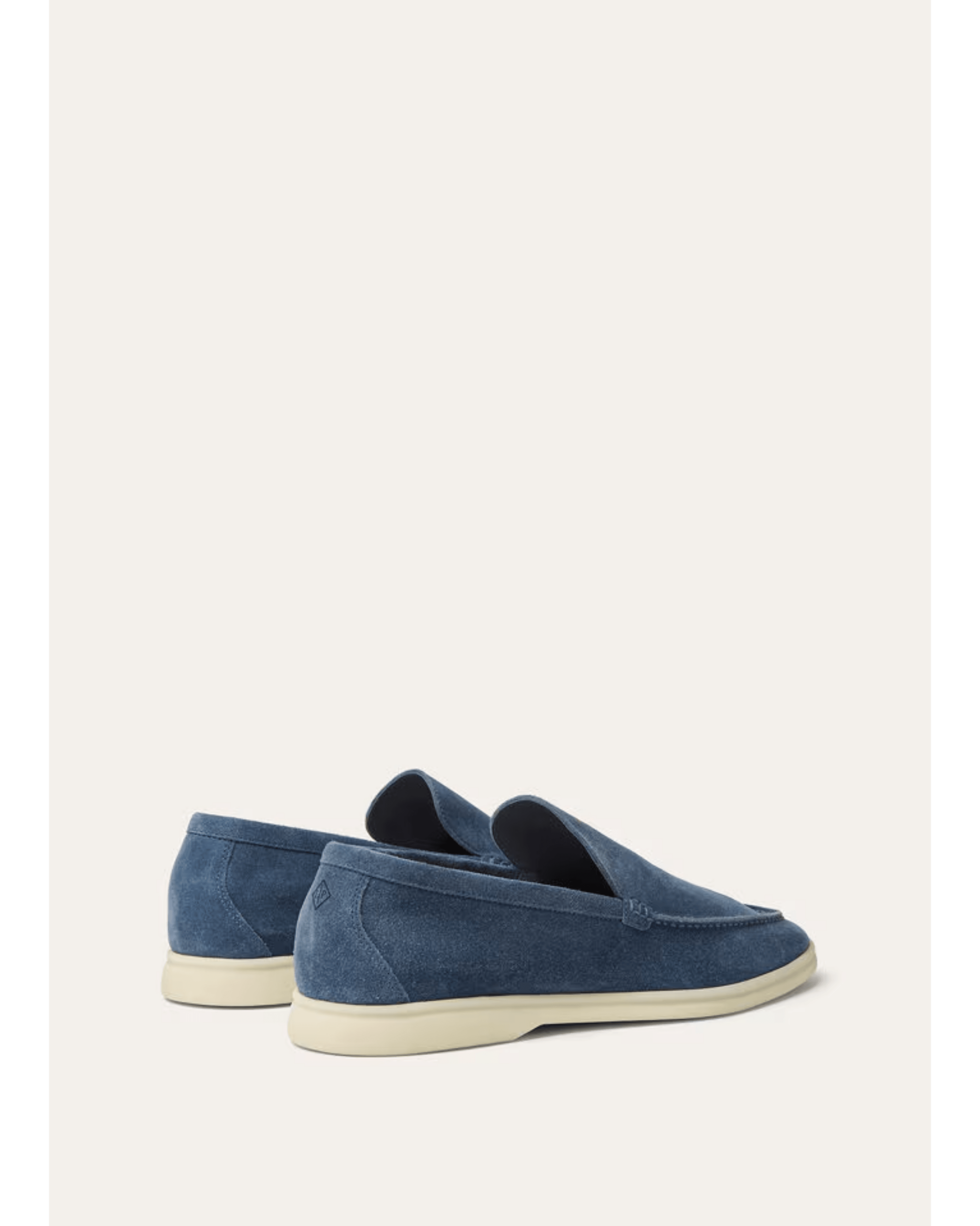 Summer Walk Loafer - Endless - UAE Rental and Resale for Women's Fashion