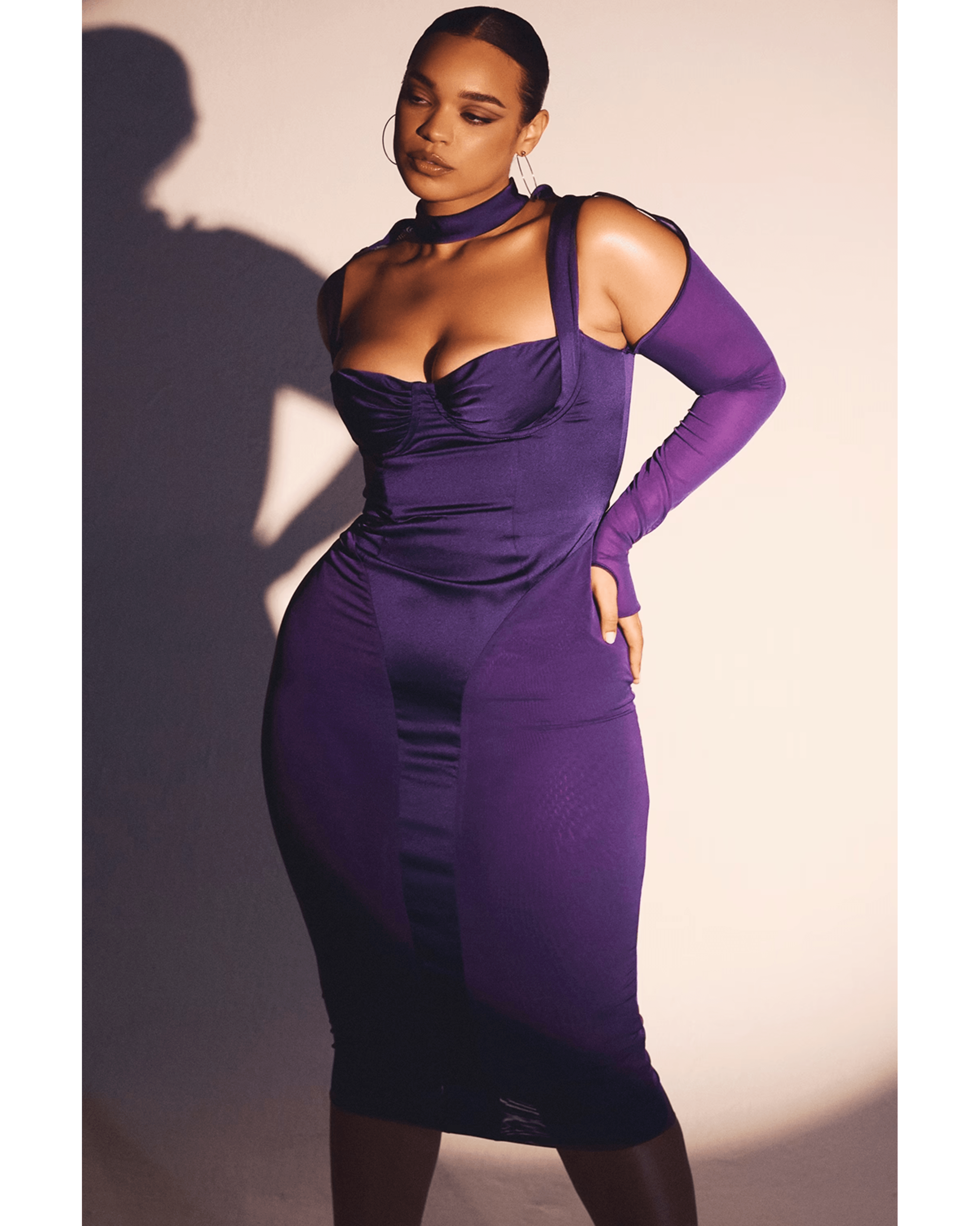 Talika Grape Corset Midi Dress - Endless - UAE Rental and Resale for Women's Fashion