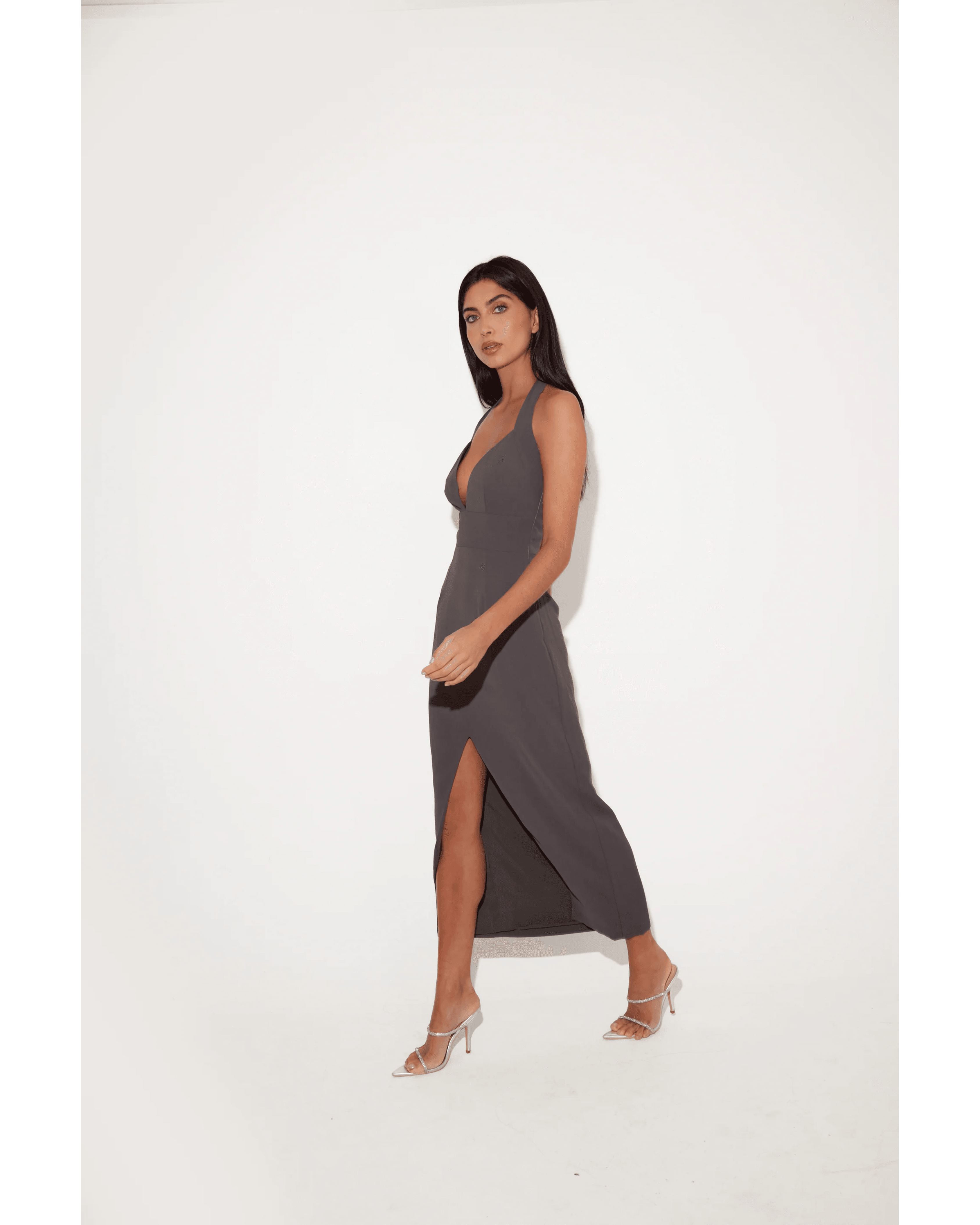 The Ultimate Muse Halter Neck Midi Dress - Endless - UAE Rental and Resale for Women's Fashion