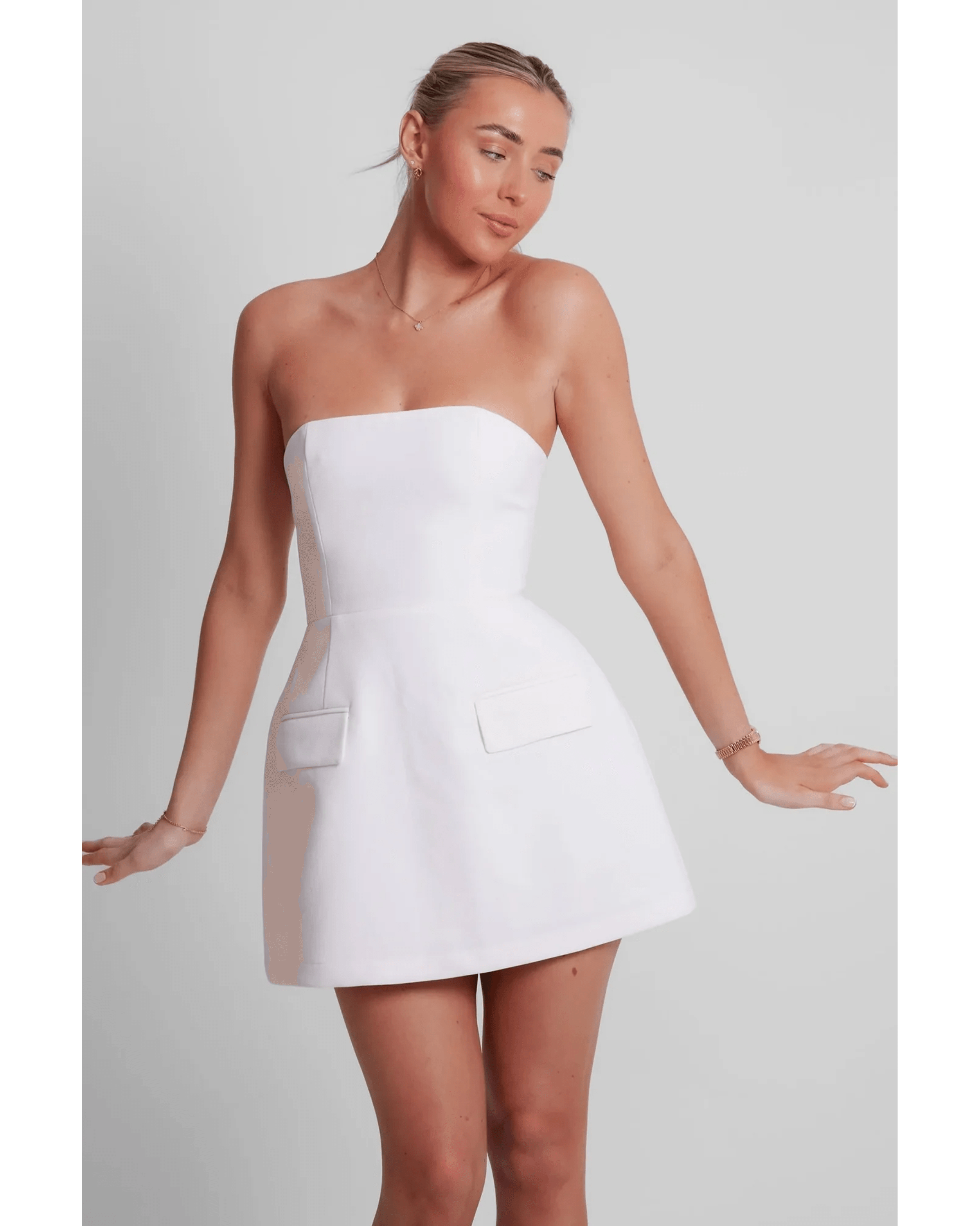 The Ultimate Muse Strapless Dress - Endless - UAE Rental and Resale for Women's Fashion