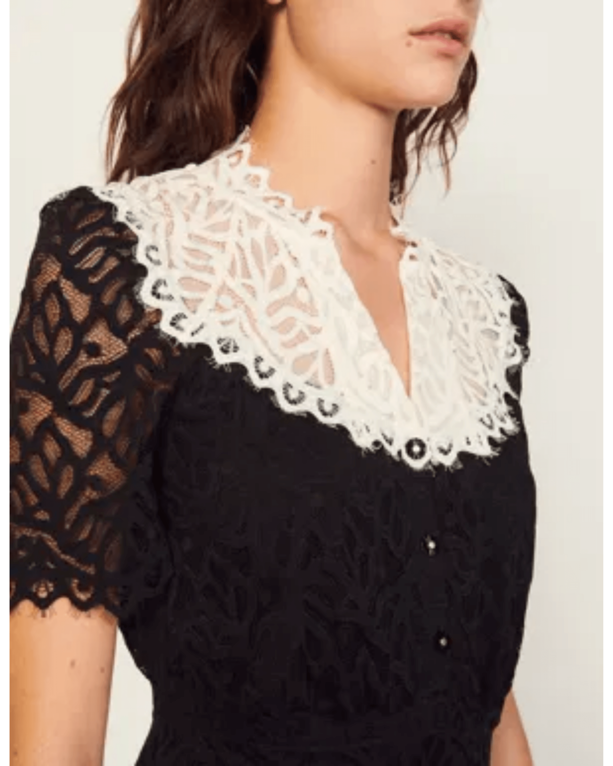 Two-Tone Lace Dress - Endless - UAE Rental and Resale for Women's Fashion