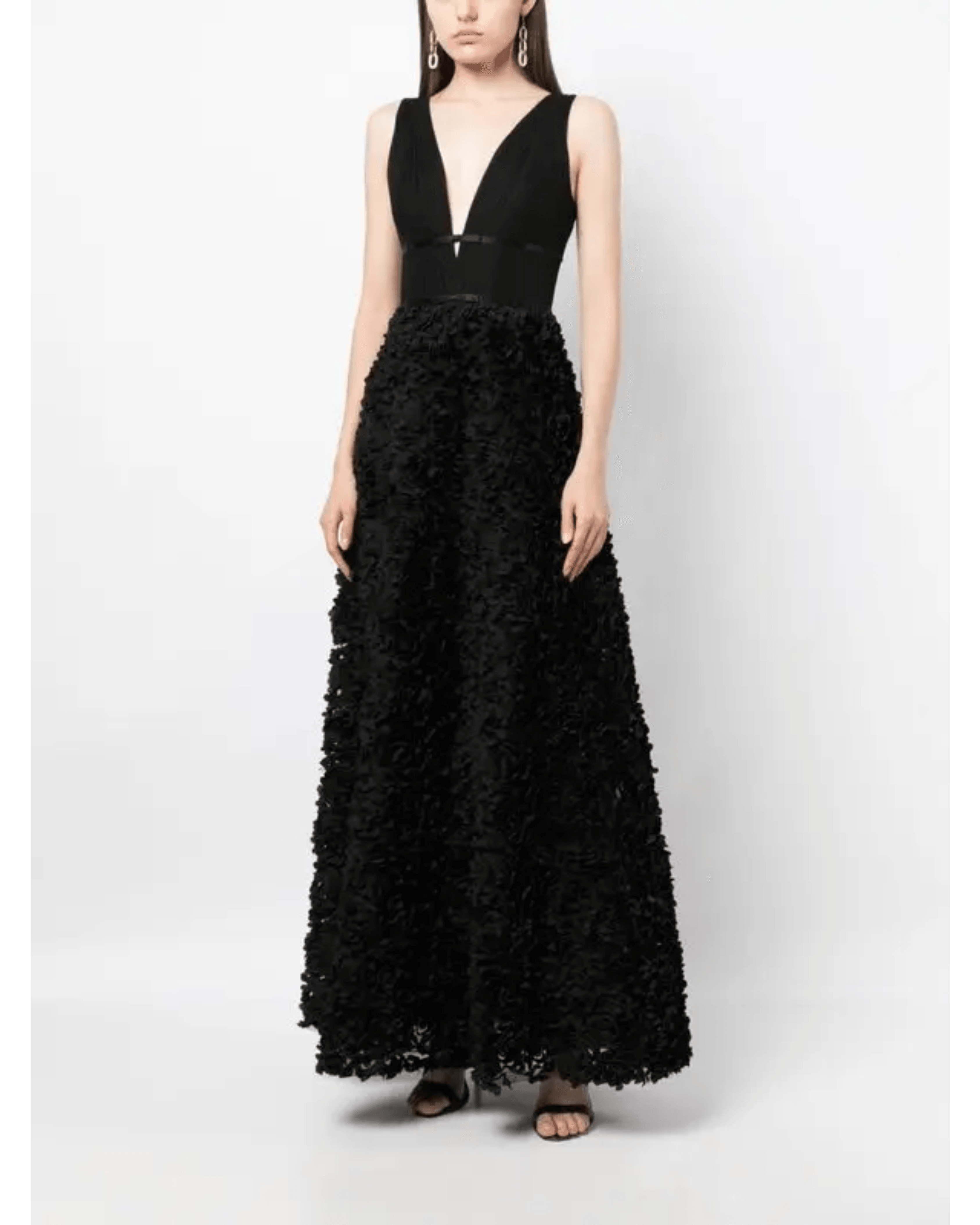 V-neck Embroidered Maxi Dress - Endless - UAE Rental and Resale for Women's Fashion