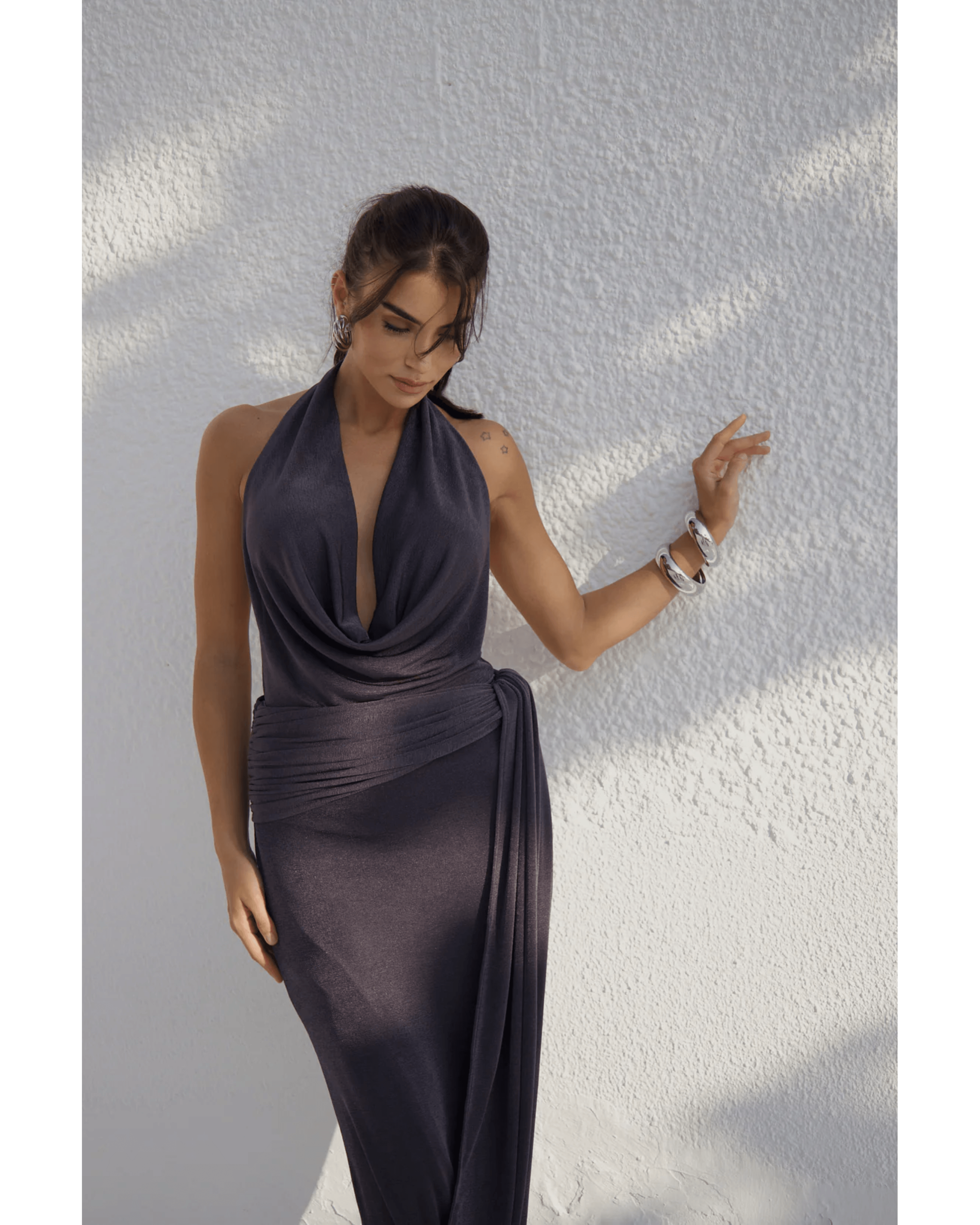 Valeria Gown - Midnight Blue - Endless - UAE Rental and Resale for Women's Fashion
