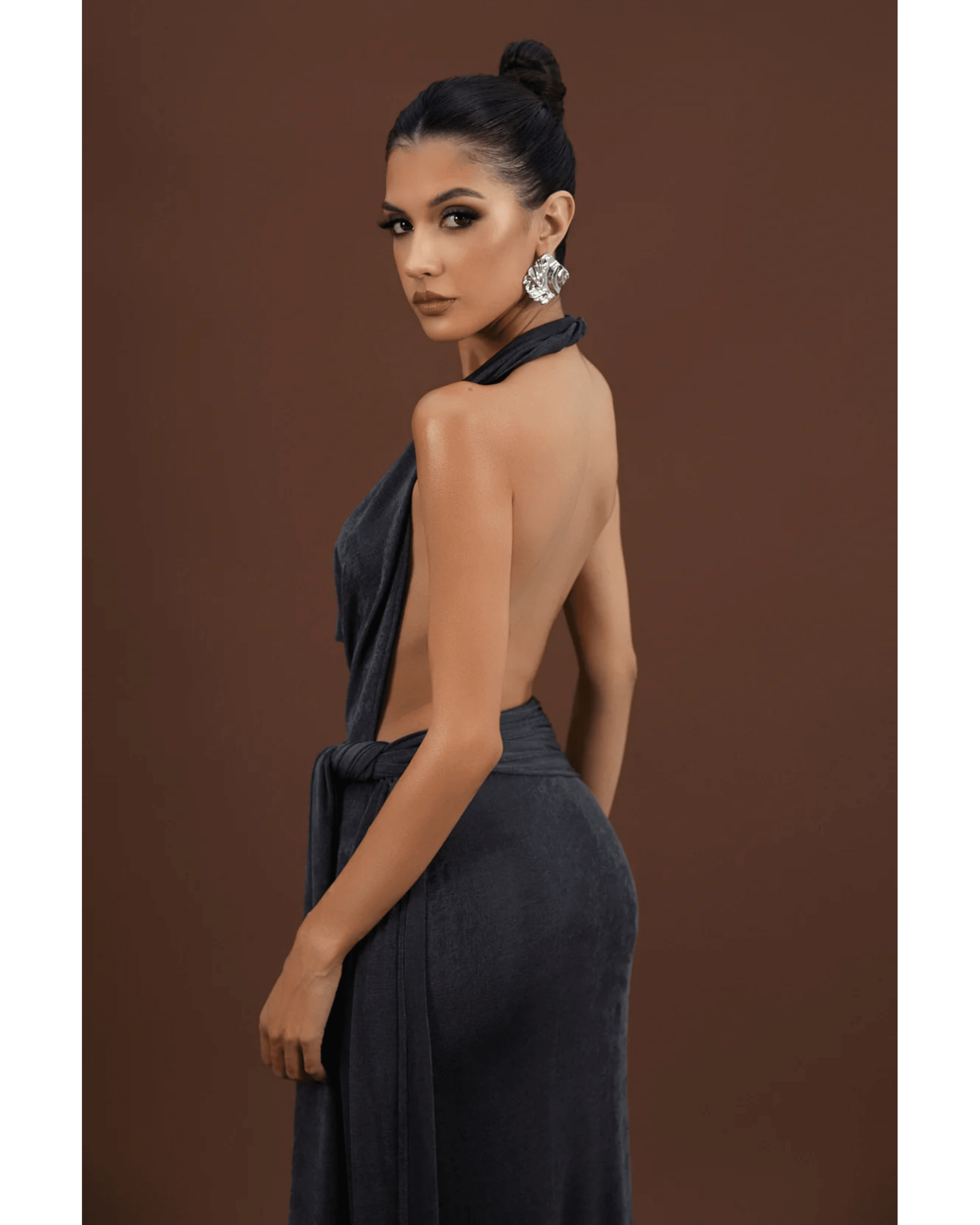 Valeria Gown - Midnight Blue - Endless - UAE Rental and Resale for Women's Fashion