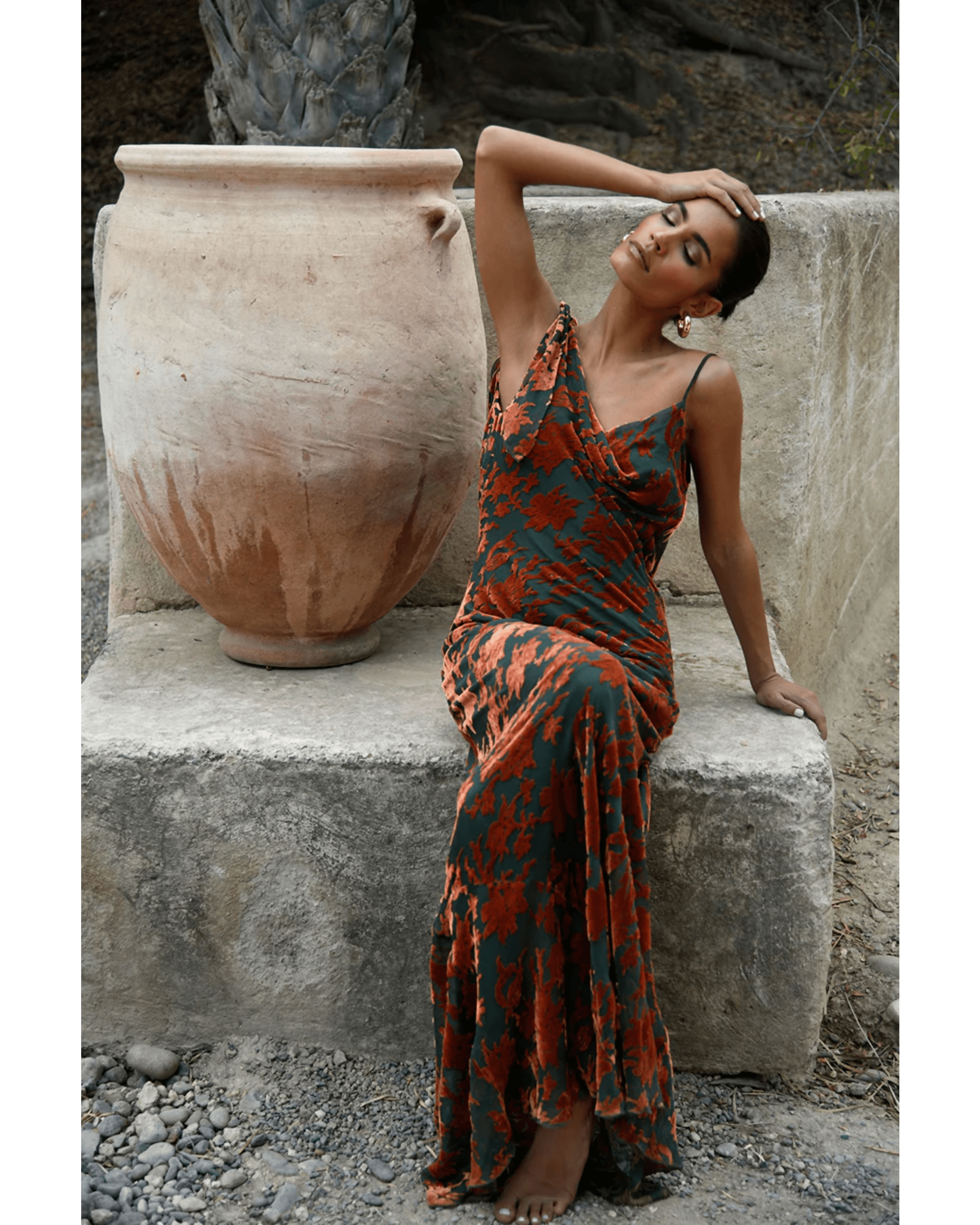 Vienna Dress - Endless - UAE Rental and Resale for Women's Fashion
