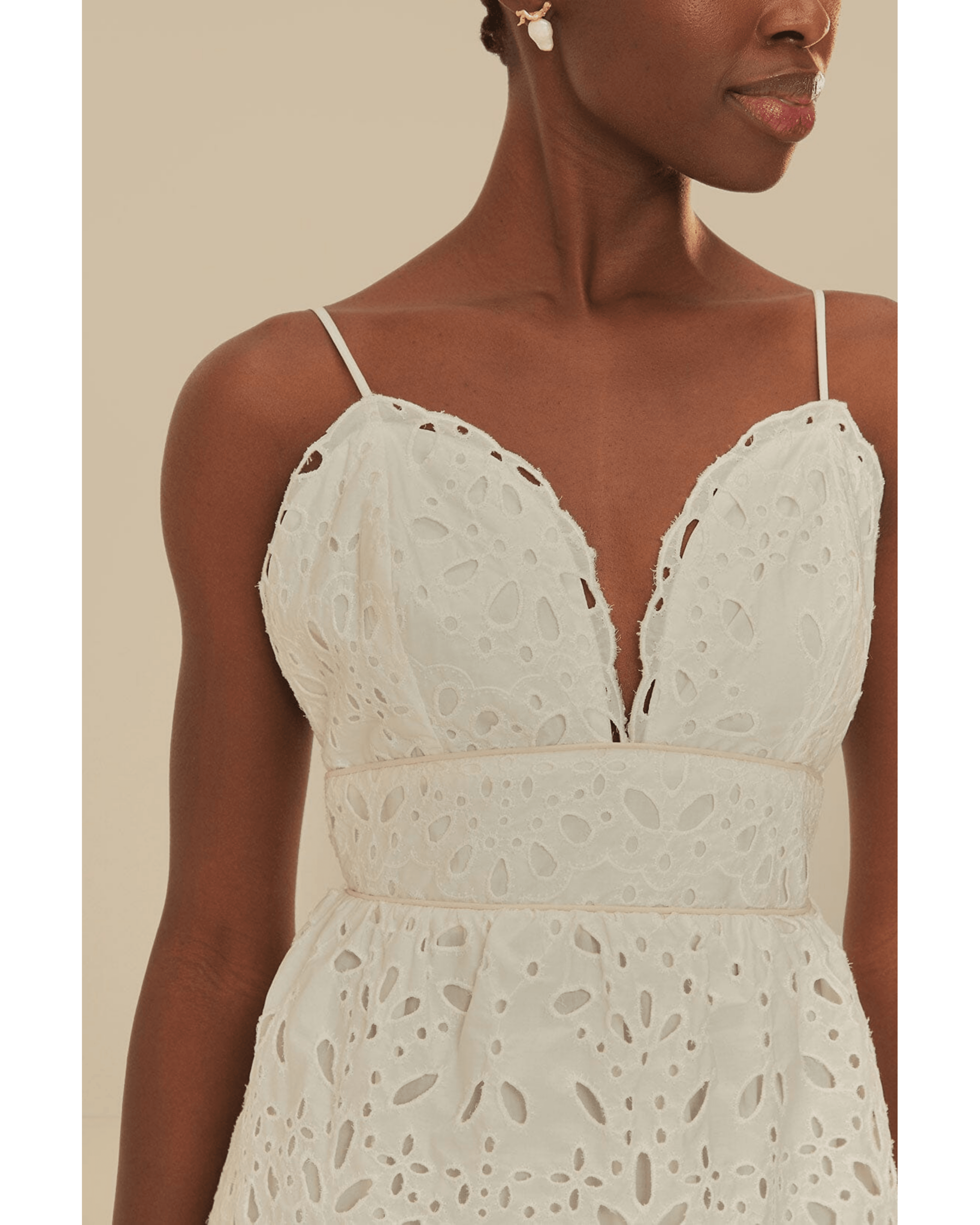 White Laise Sleeveless Dress - Endless - UAE Rental and Resale for Women's Fashion