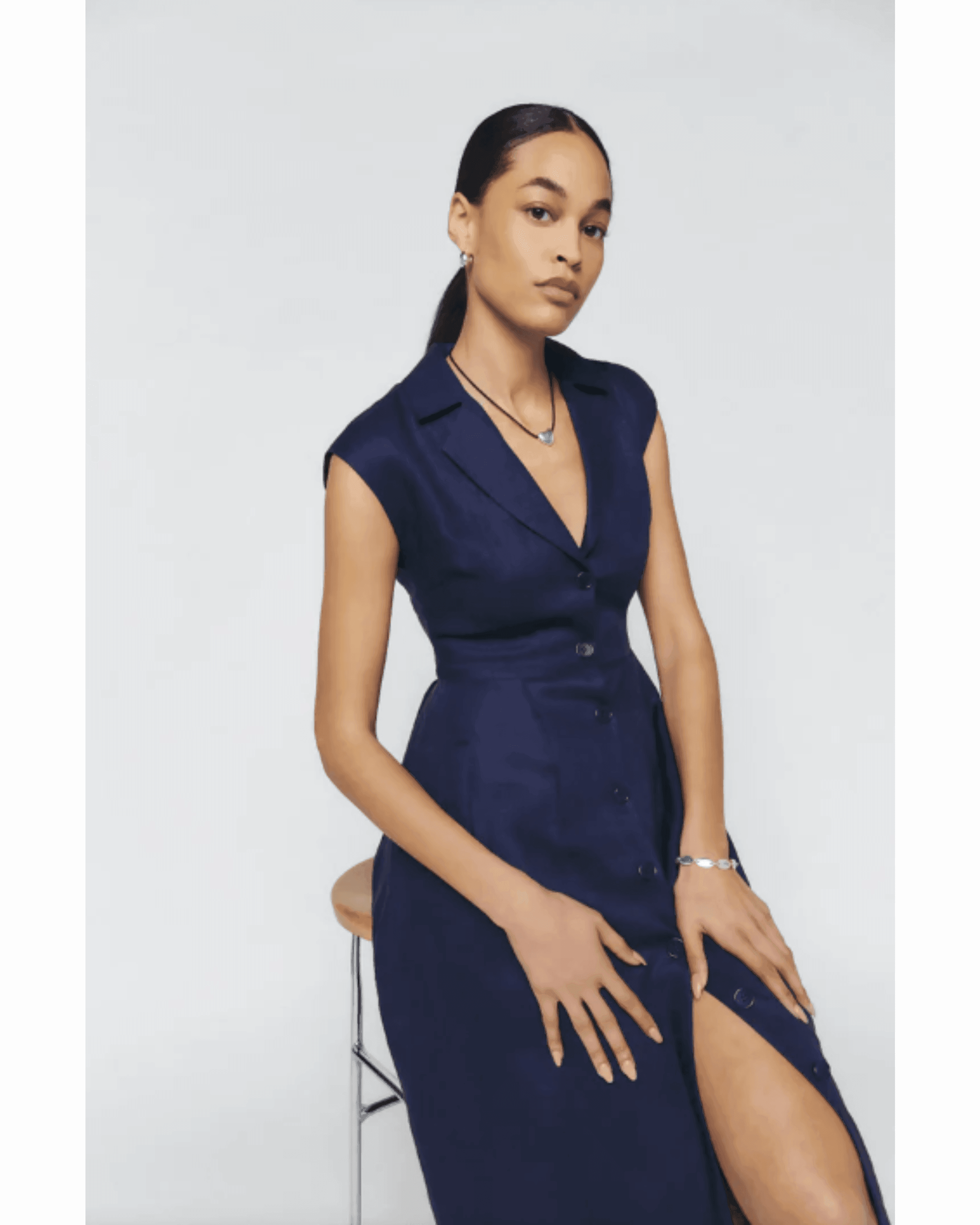Zienna Navy Linen Midi Dress - Endless - UAE Rental and Resale for Women's Fashion