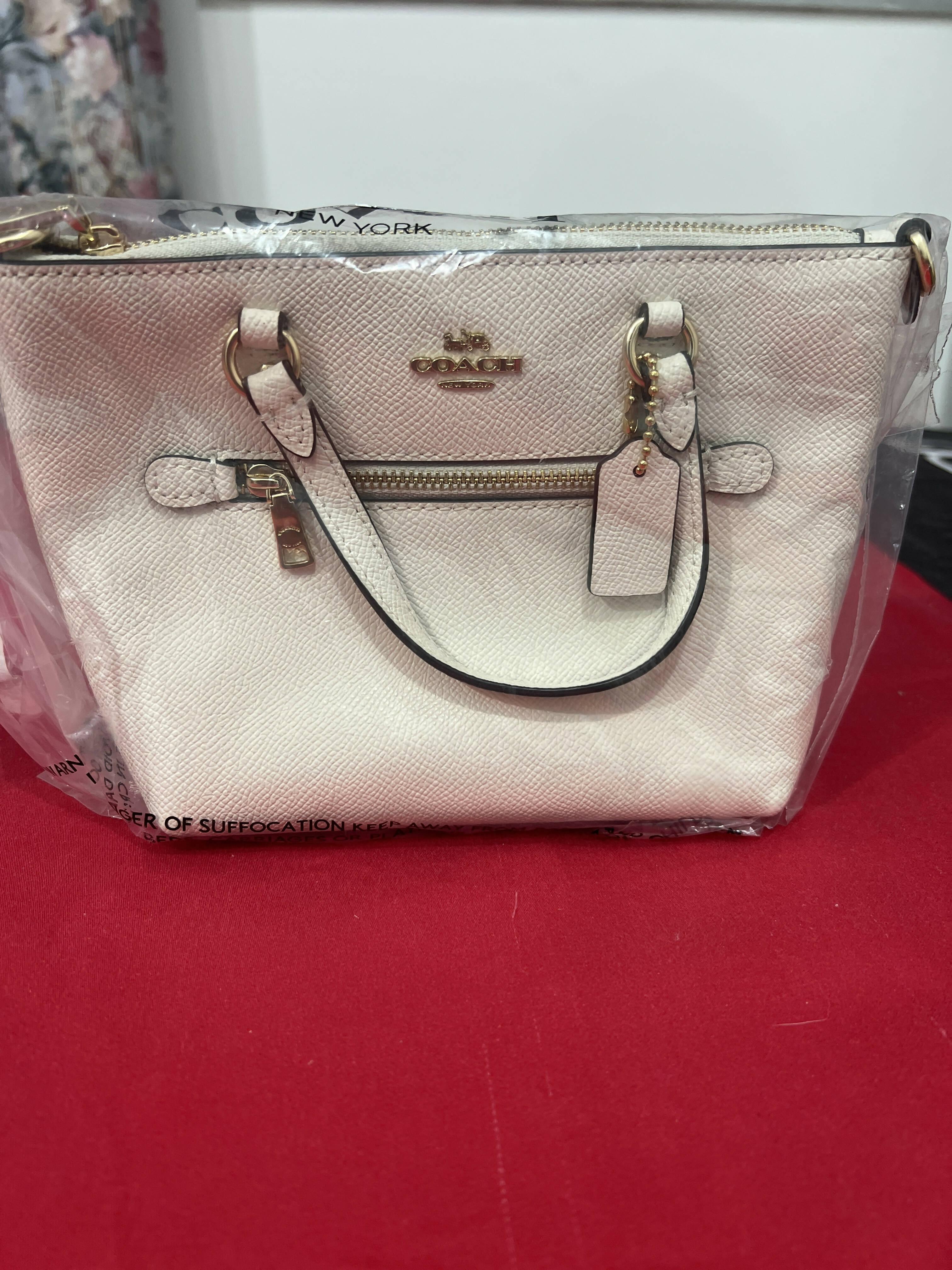 Coach Mini Gallery Handbag - Endless - UAE Rental and Resale for Women's Fashion