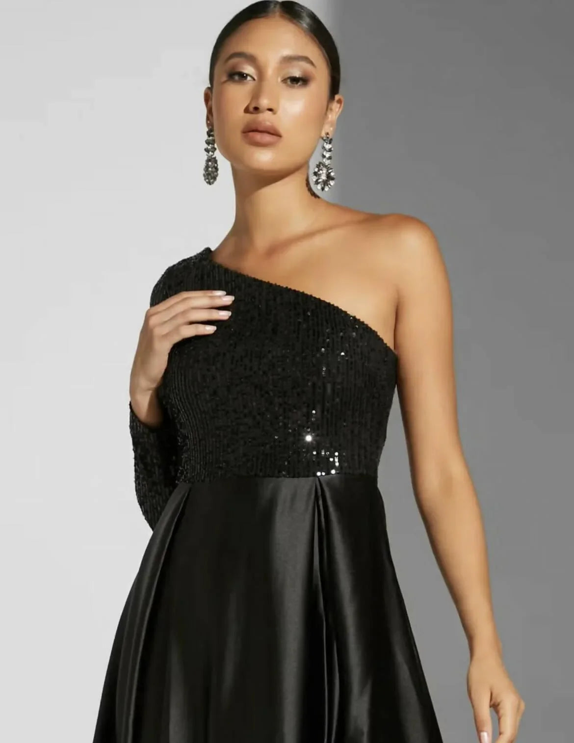Evening Gown - Endless - UAE Rental and Resale for Women's Fashion