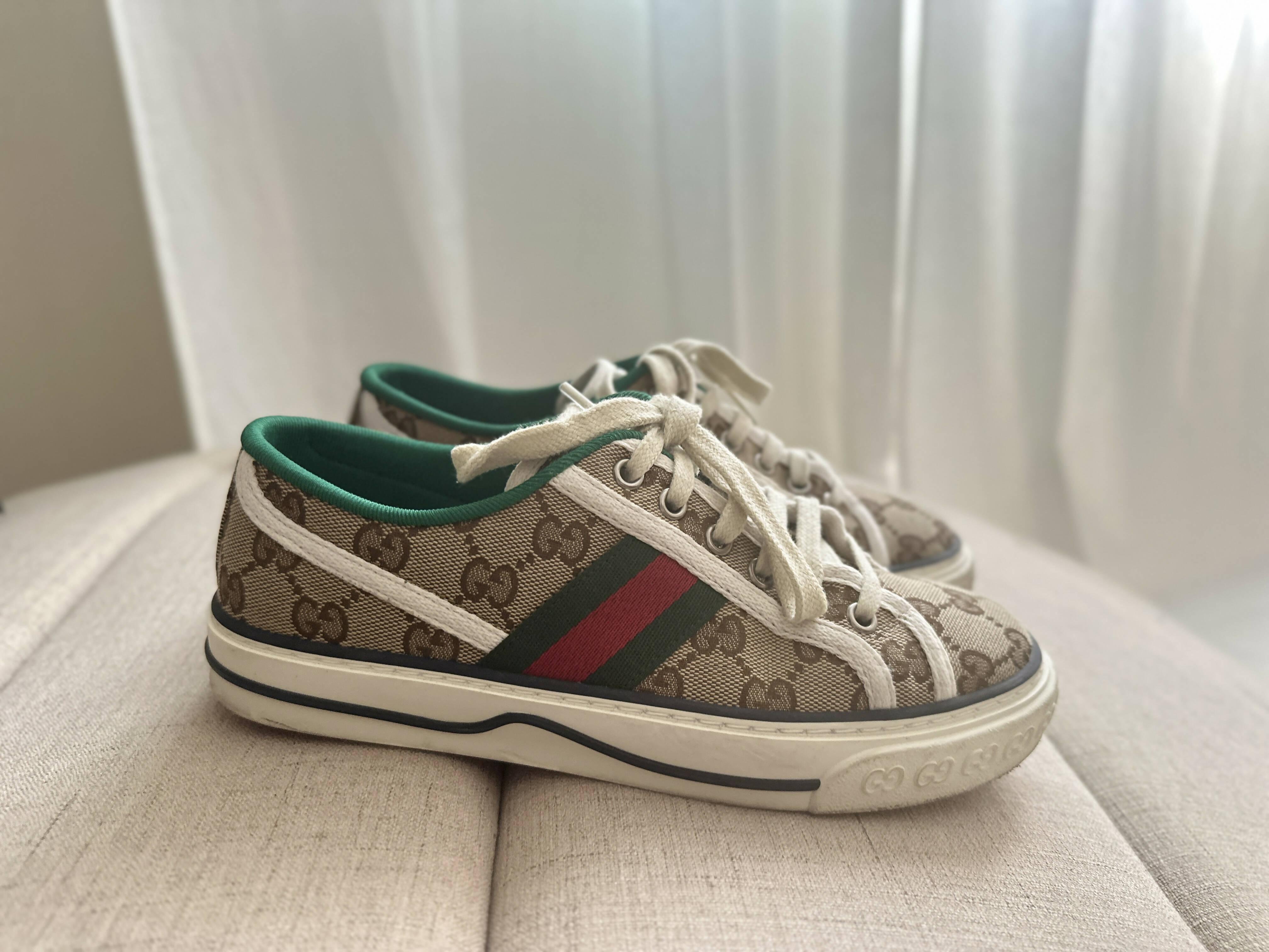 GG Supreme Canvas Sneakers - Endless - UAE Rental and Resale for Women's Fashion