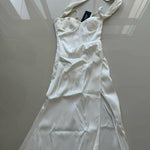 Jessica White Dress - Endless - UAE Rental and Resale for Women's Fashion