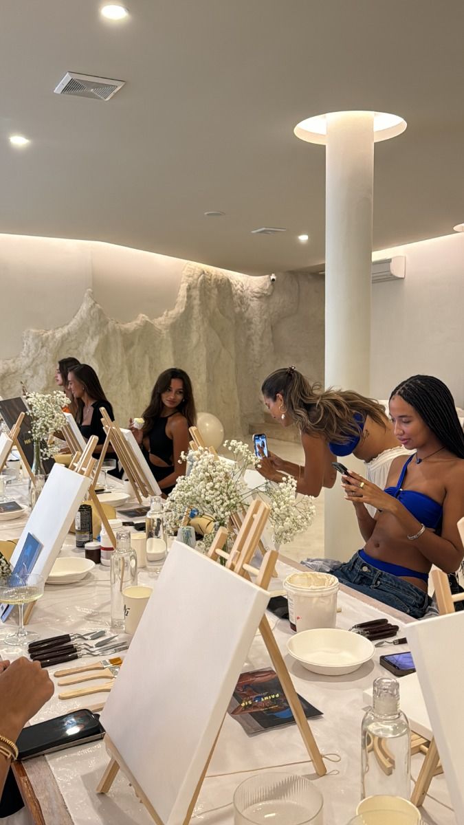 Find your Endless Tribe in Dubai 🩷