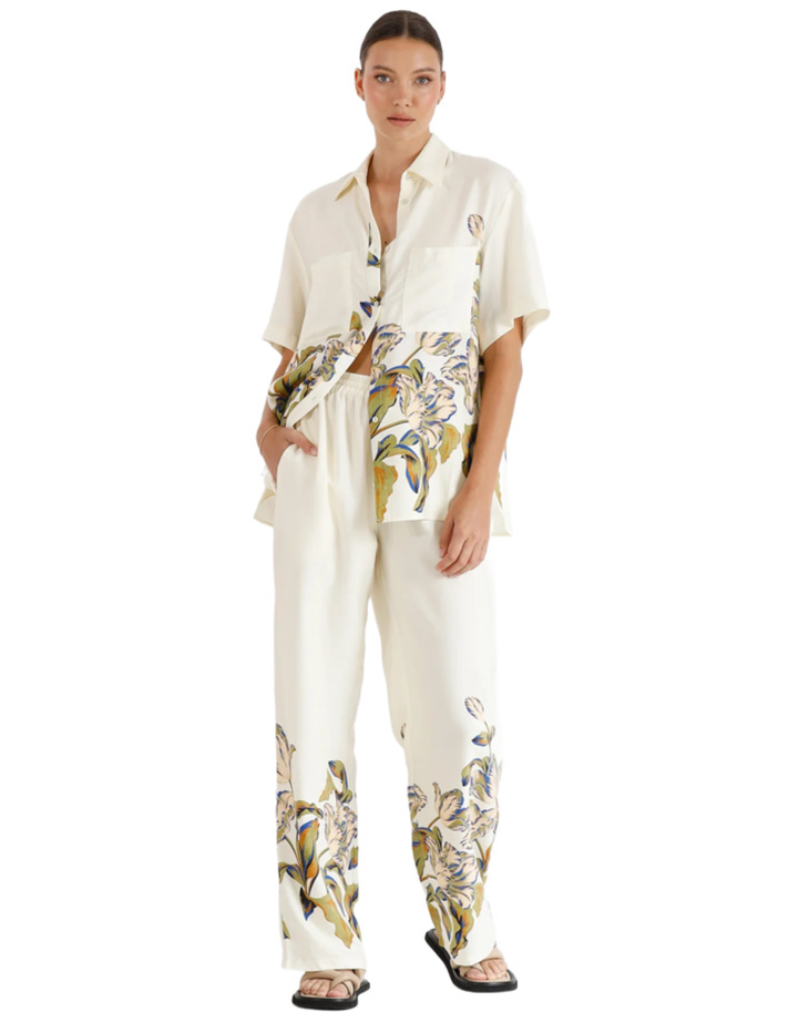 Celeste cream shirt and pants set with blue and gold floral print — Pasduchas | Endless UAE