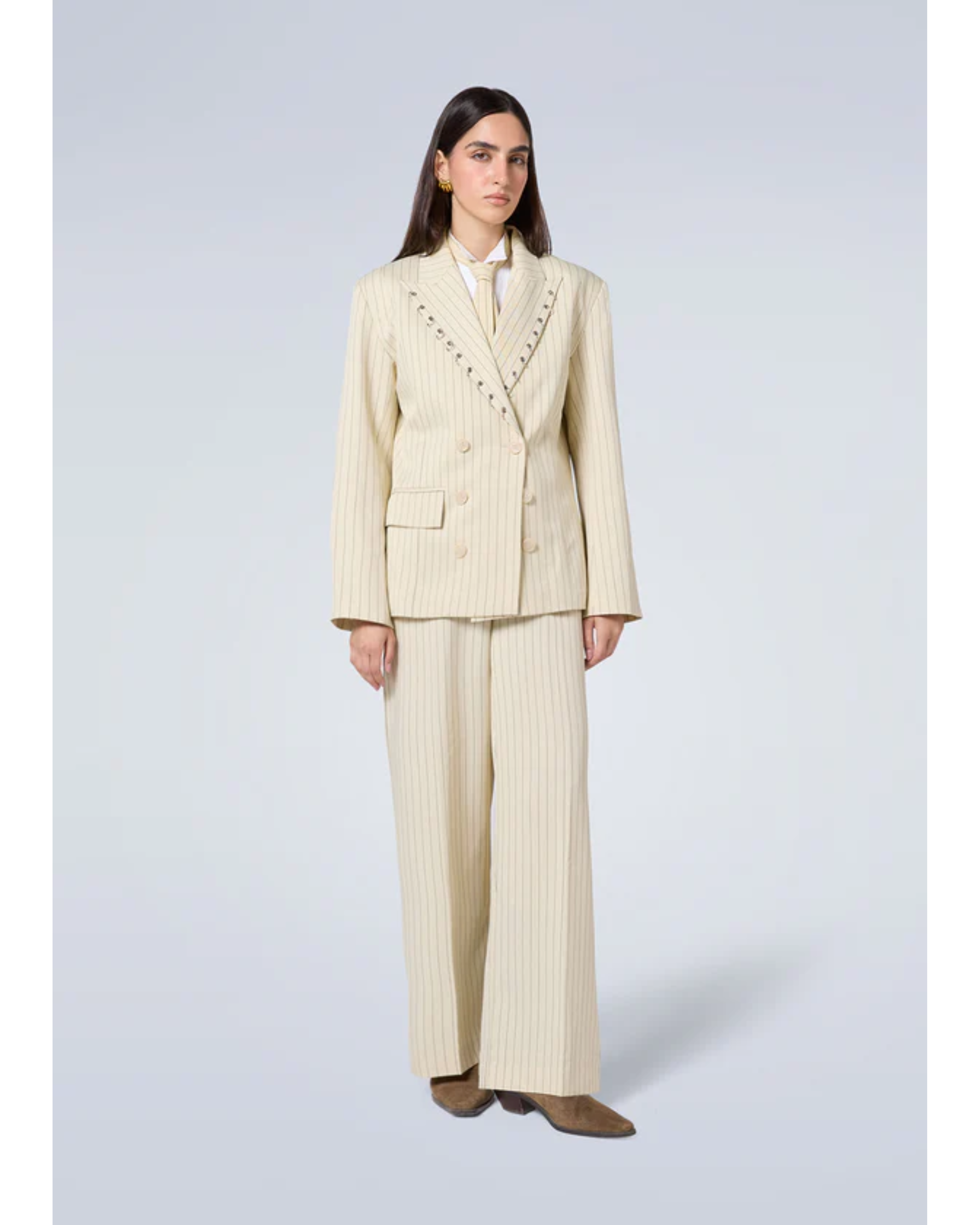 Cream double-breasted blazer and wide-leg trousers set — MAYKA | Endless UAE