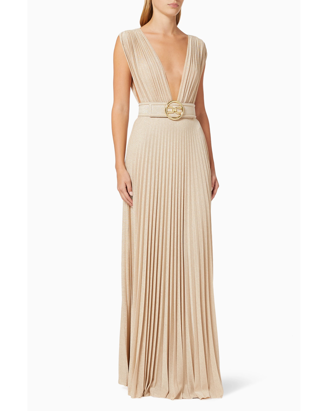 Champagne pleated maxi dress with plunging V-neckline and gold belt buckle detail — Elisabetta Franchi | Endless UAE